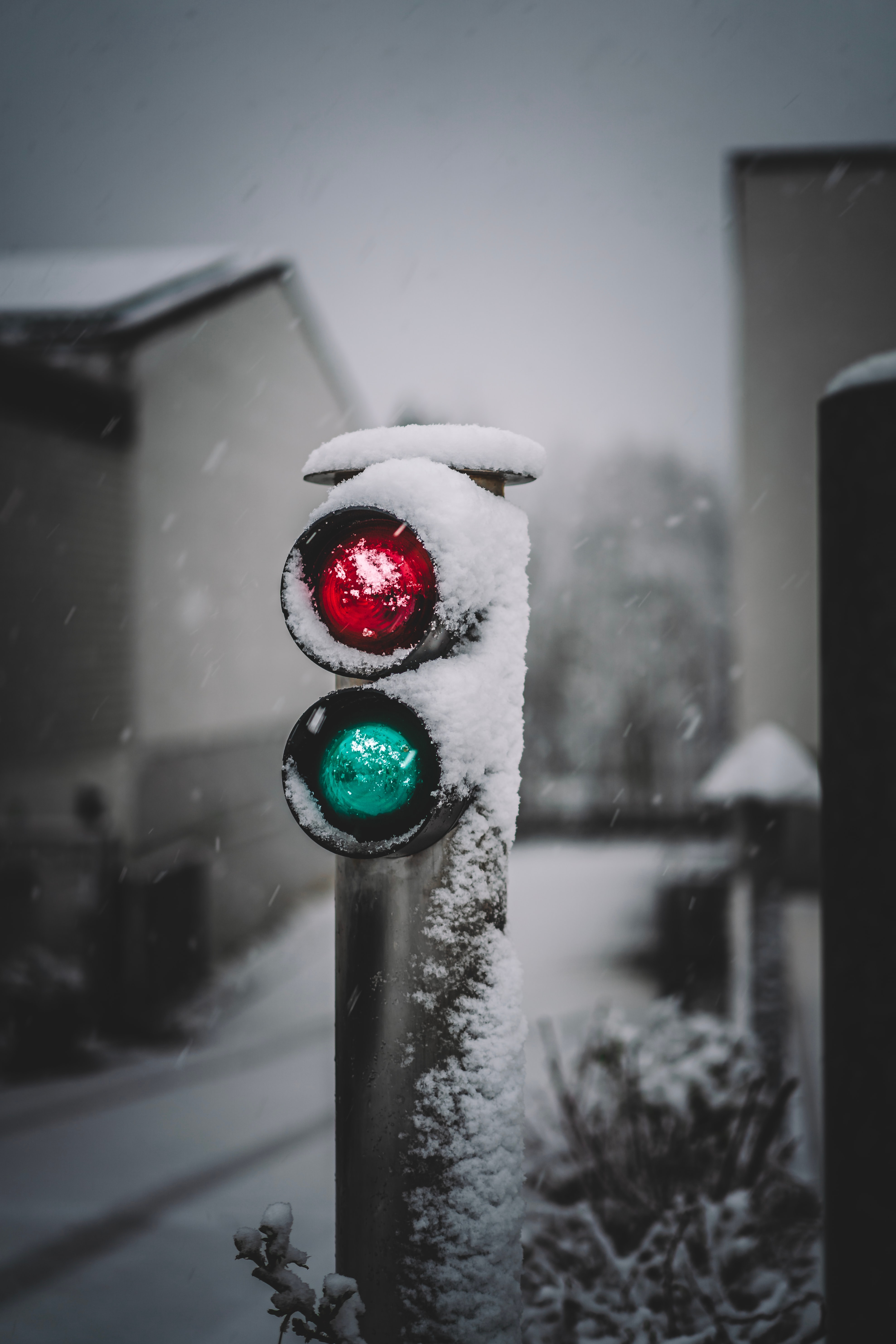 traffic light, snow, red, miscellanea, miscellaneous, glow, sign Free Stock Photo