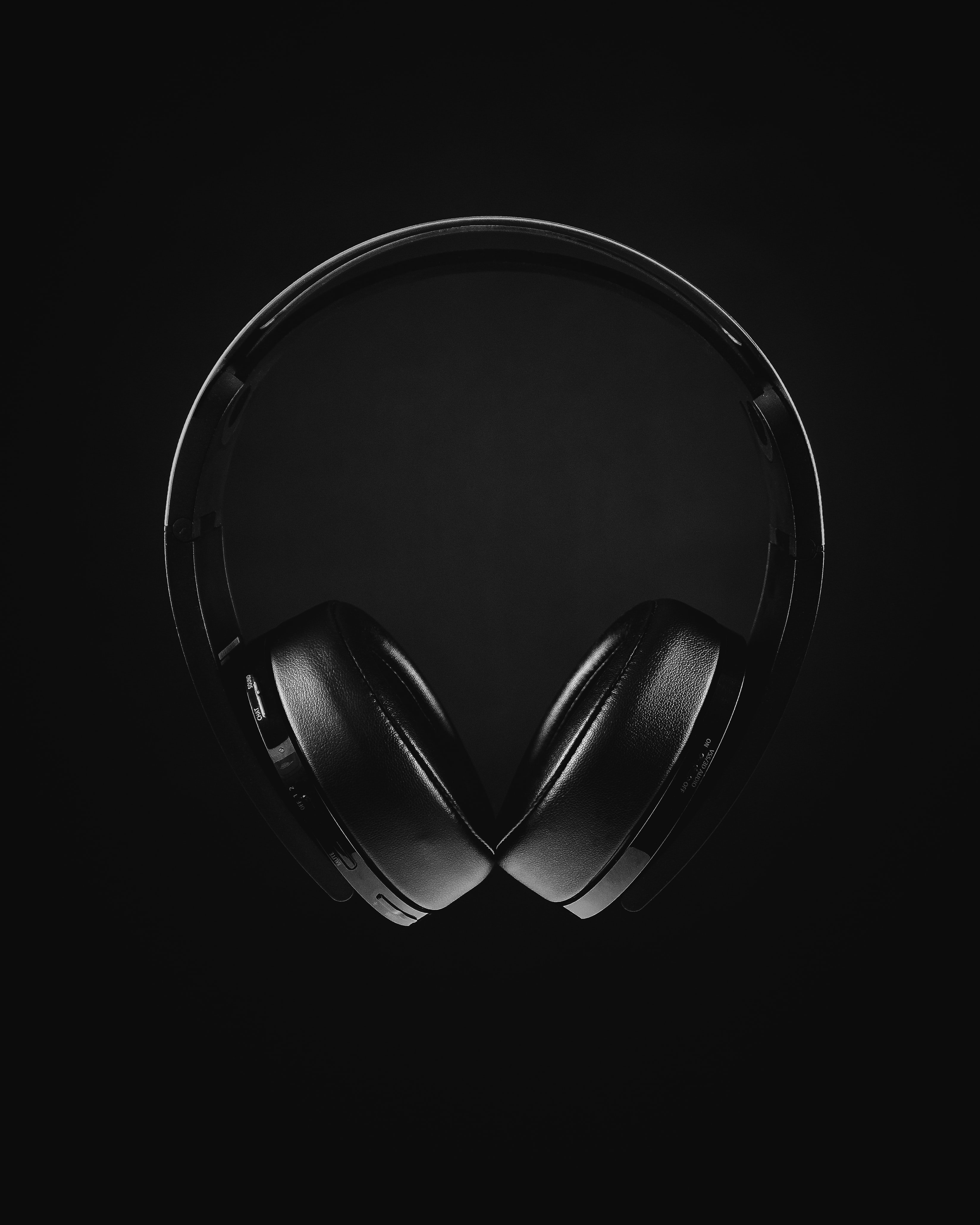 68484 download wallpaper headphones, black, technics, technique screensavers and pictures for free