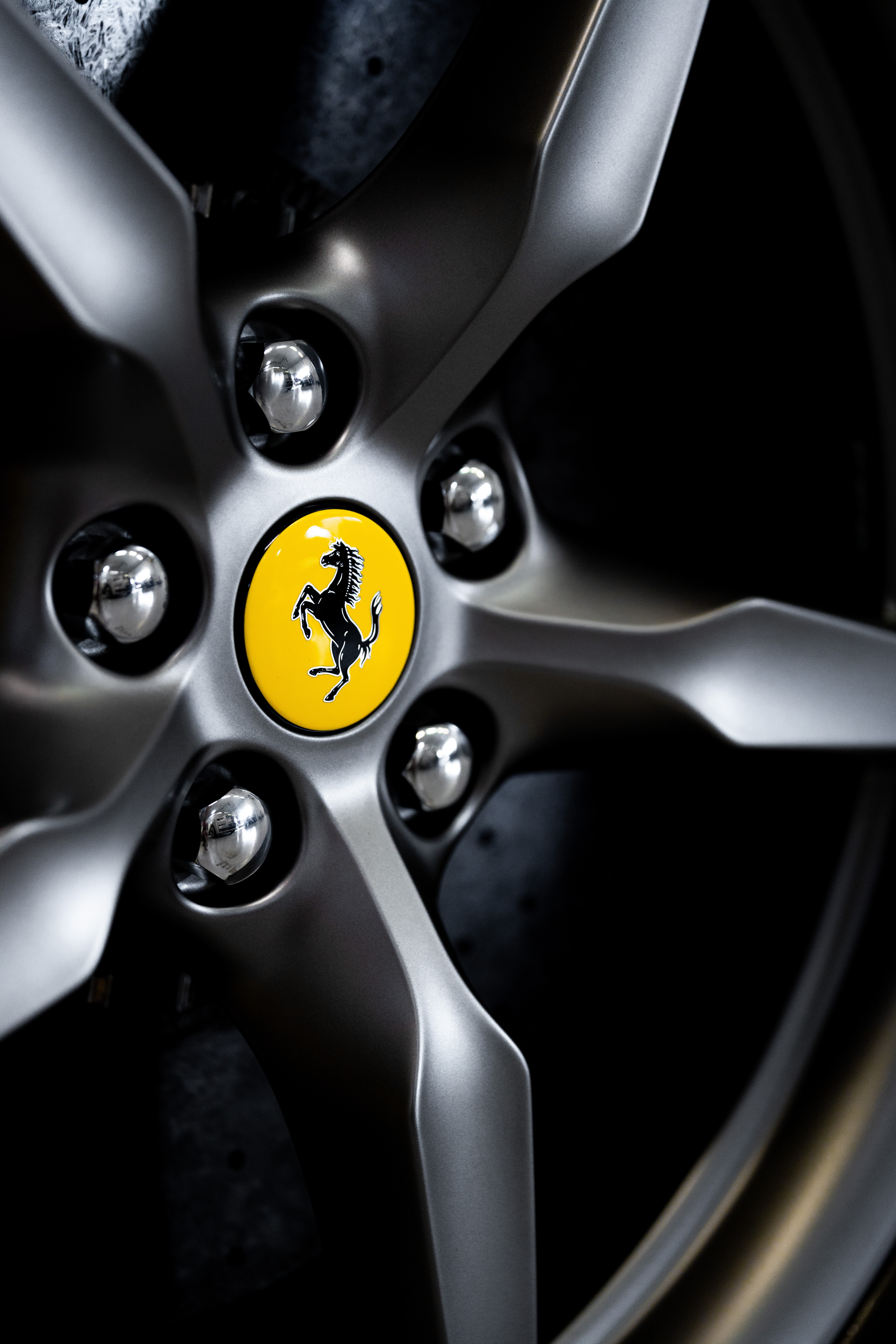 Descargar las imágenes de Ferrari gratis para teléfonos Android y iPhone,  fondos de pantalla de Ferrari para teléfonos móviles
