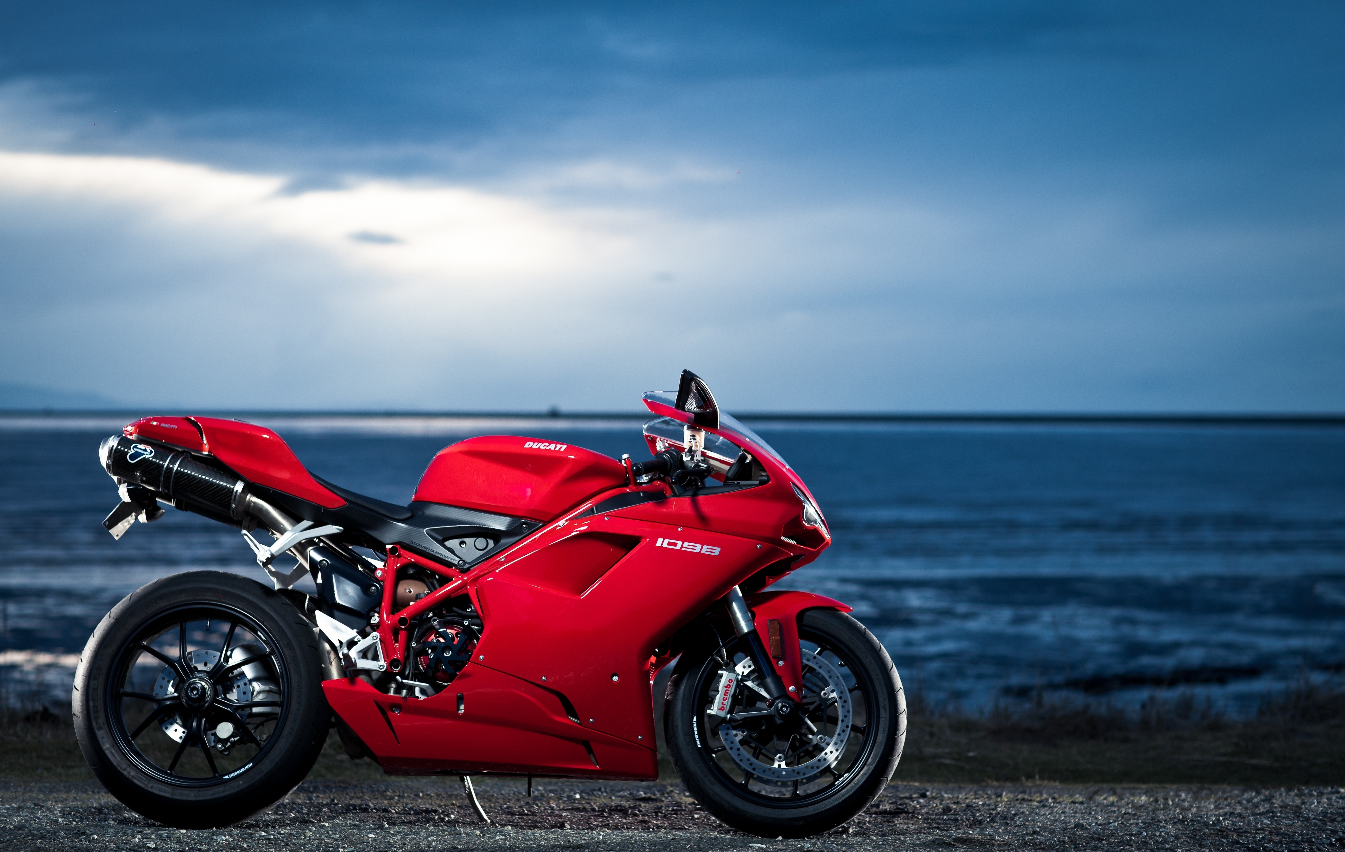 108575 Bildschirmschoner und Hintergrundbilder Ducati auf Ihrem Telefon. Laden Sie sea, motorräder, ducati, rot, motorrad, 1098 Bilder kostenlos herunter