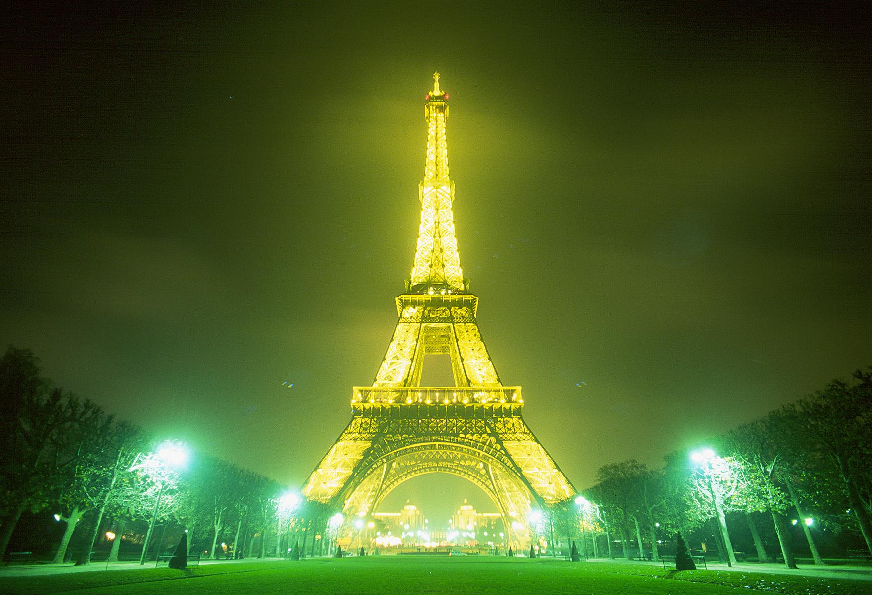 521689 Protetores de tela e papéis de parede Torre Eiffel em seu telefone. Baixe  fotos gratuitamente