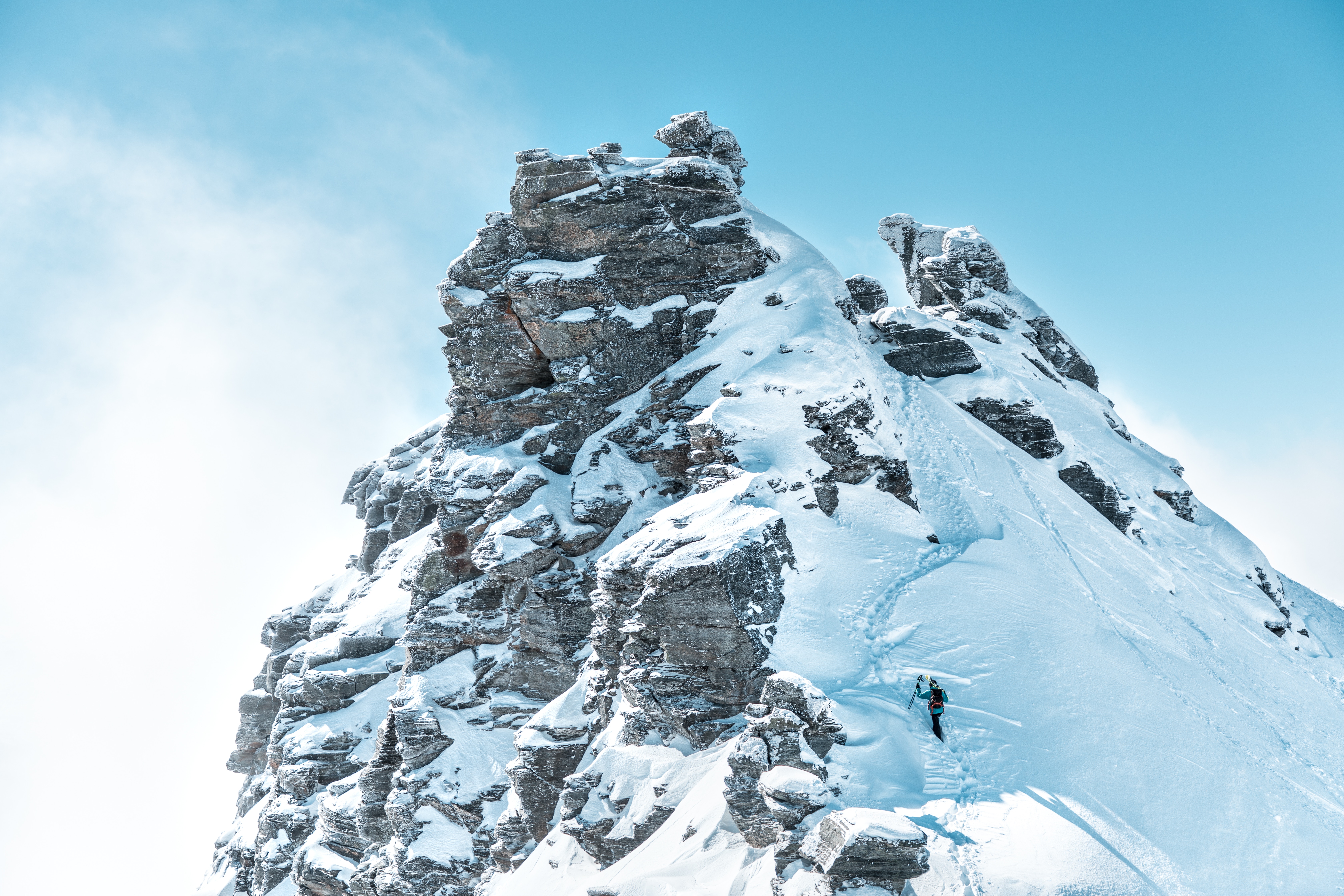 76032 Bildschirmschoner und Hintergrundbilder Bergsteiger auf Ihrem Telefon. Laden Sie nach oben, berg, snowbound, scheitel Bilder kostenlos herunter