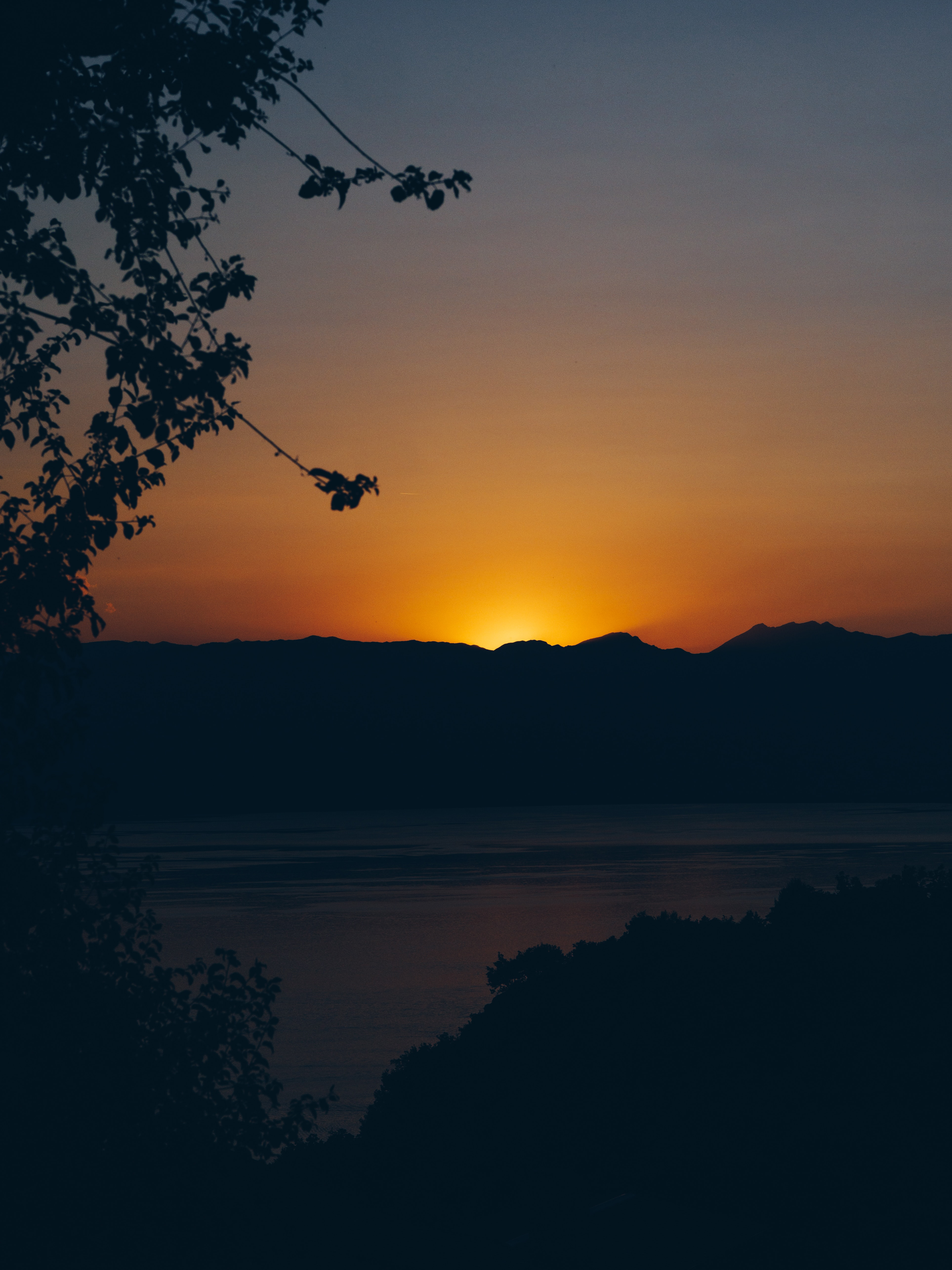 twilight, sunset, mountains, lake, dark, dusk Phone Background