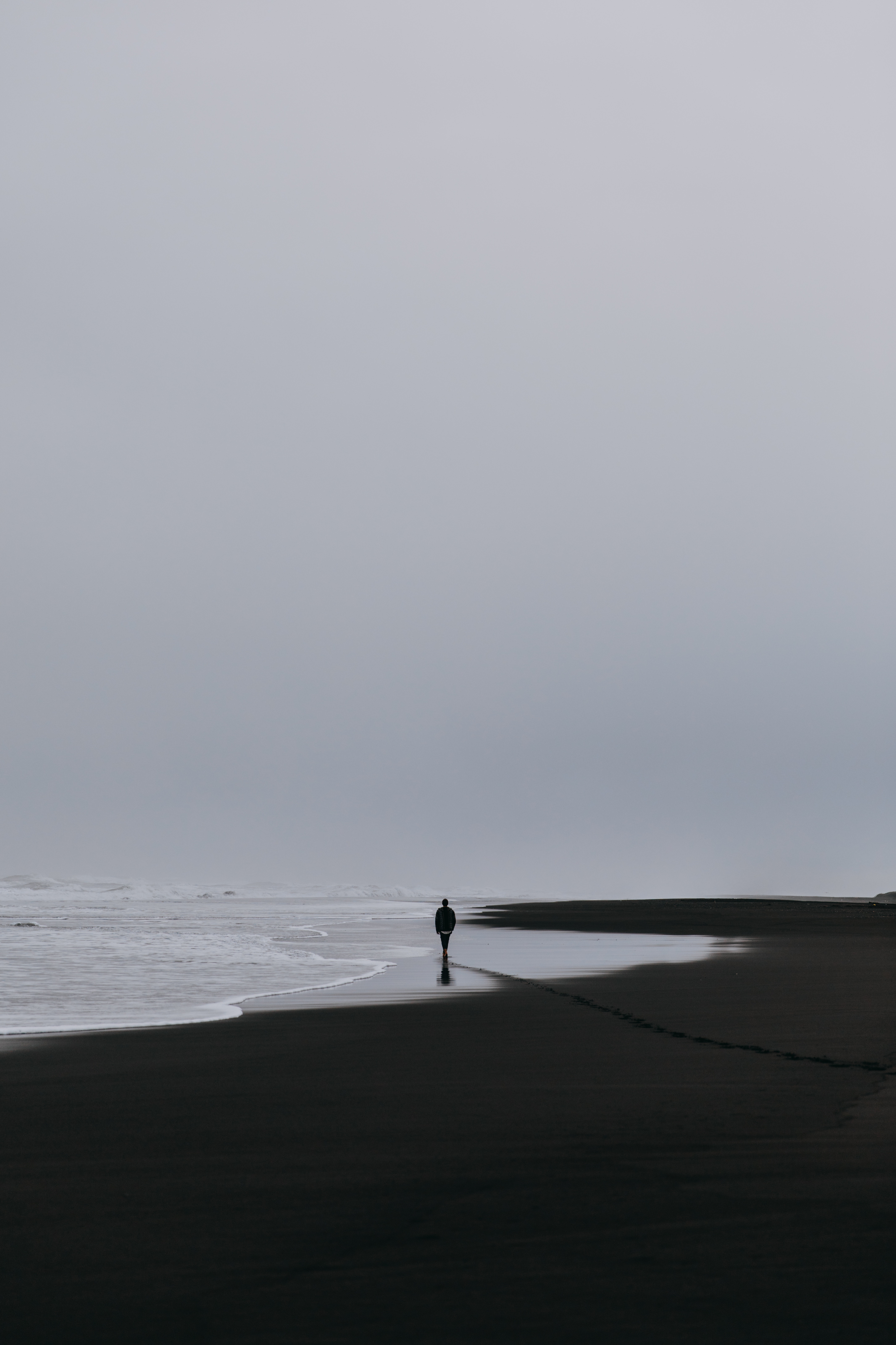 alone, loneliness, lonely, minimalism, sea, silhouette, surf