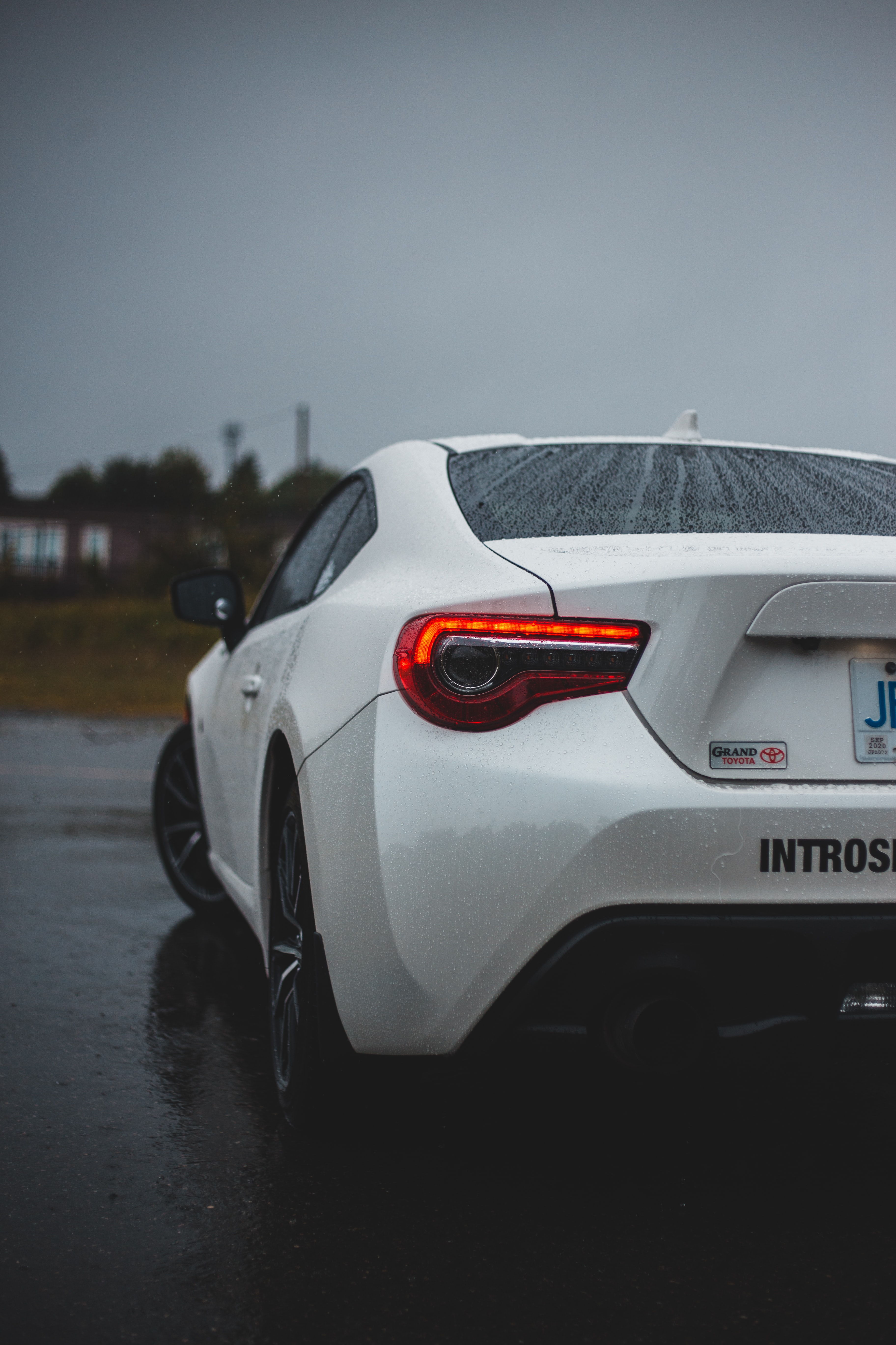 toyota, cars, white, wet, car, back view, rear view images