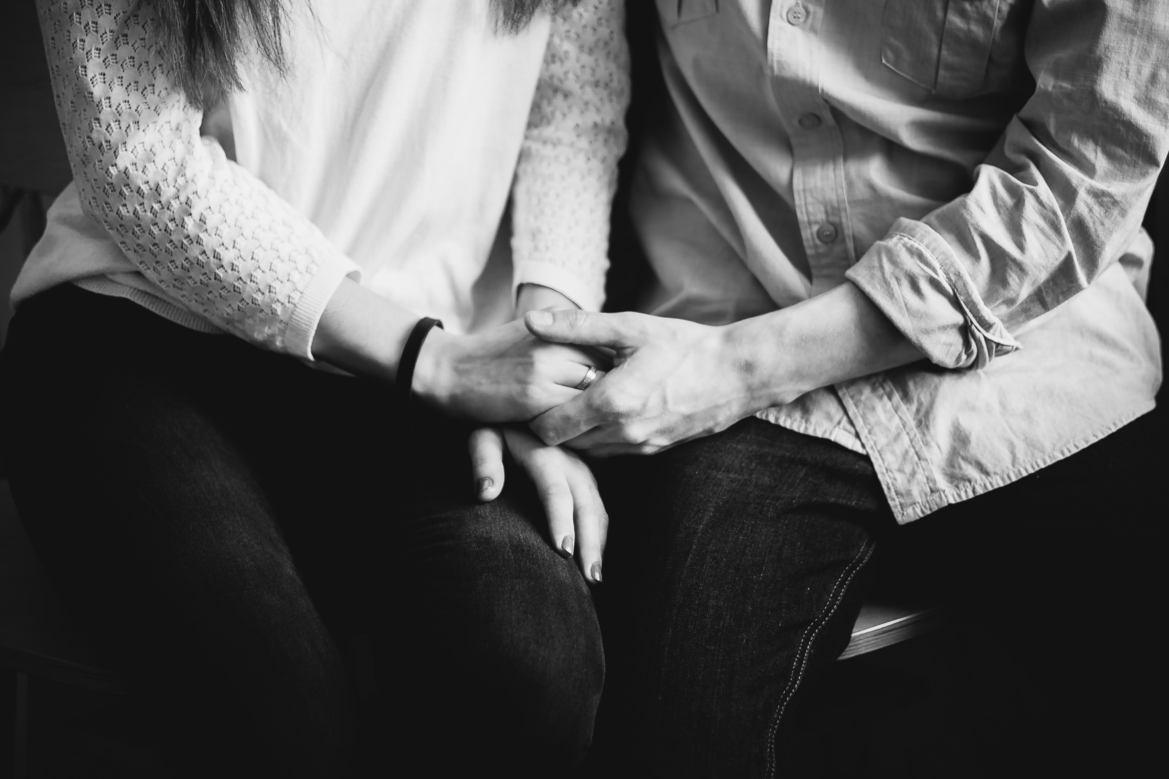 pair, love, couple, hands, bw, chb, tenderness