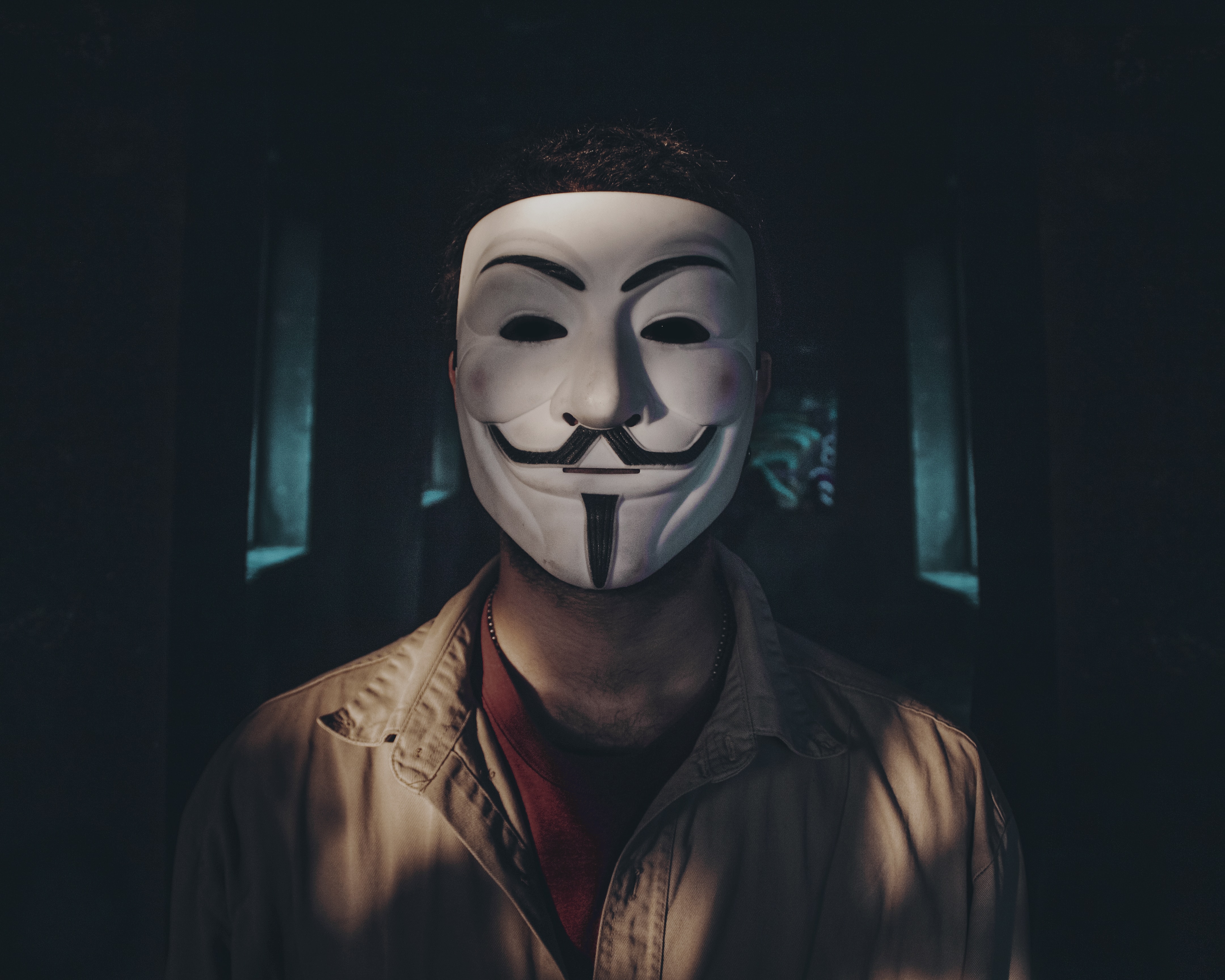 122544 Screensavers and Wallpapers Anonymous for phone. Download anonymous, dark, miscellanea, miscellaneous, shadow, mask, human, person pictures for free