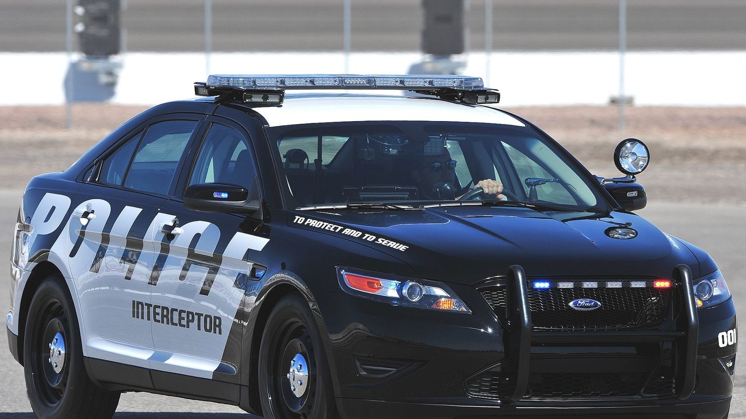 Марки полицейских машин. Ford Taurus Police Interceptor. Ford Police Interceptor. Ford Police Interceptor 2013. Ford Police Interceptor Таурус.