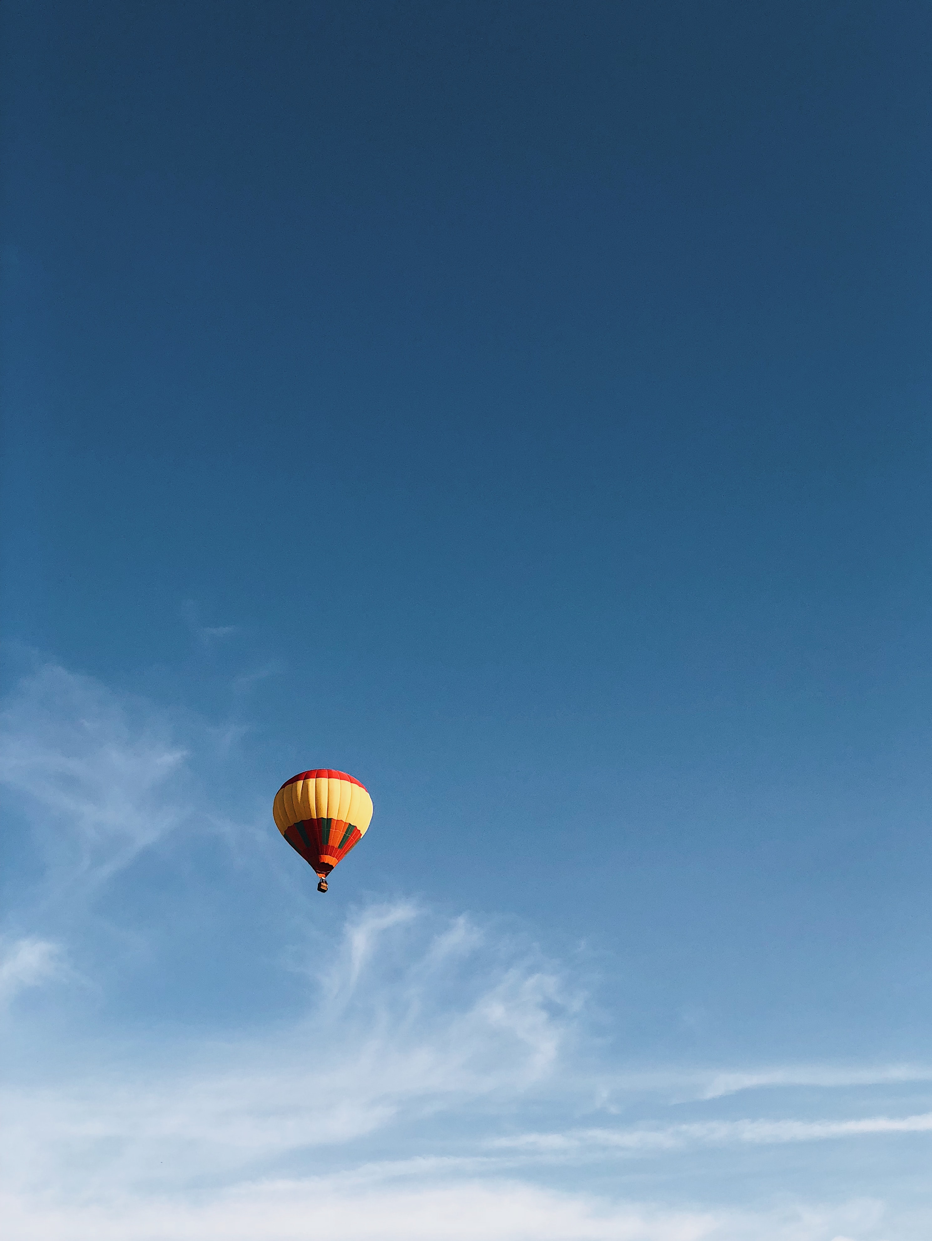 miscellanea, balloon, miscellaneous, sky, flight iphone wallpaper