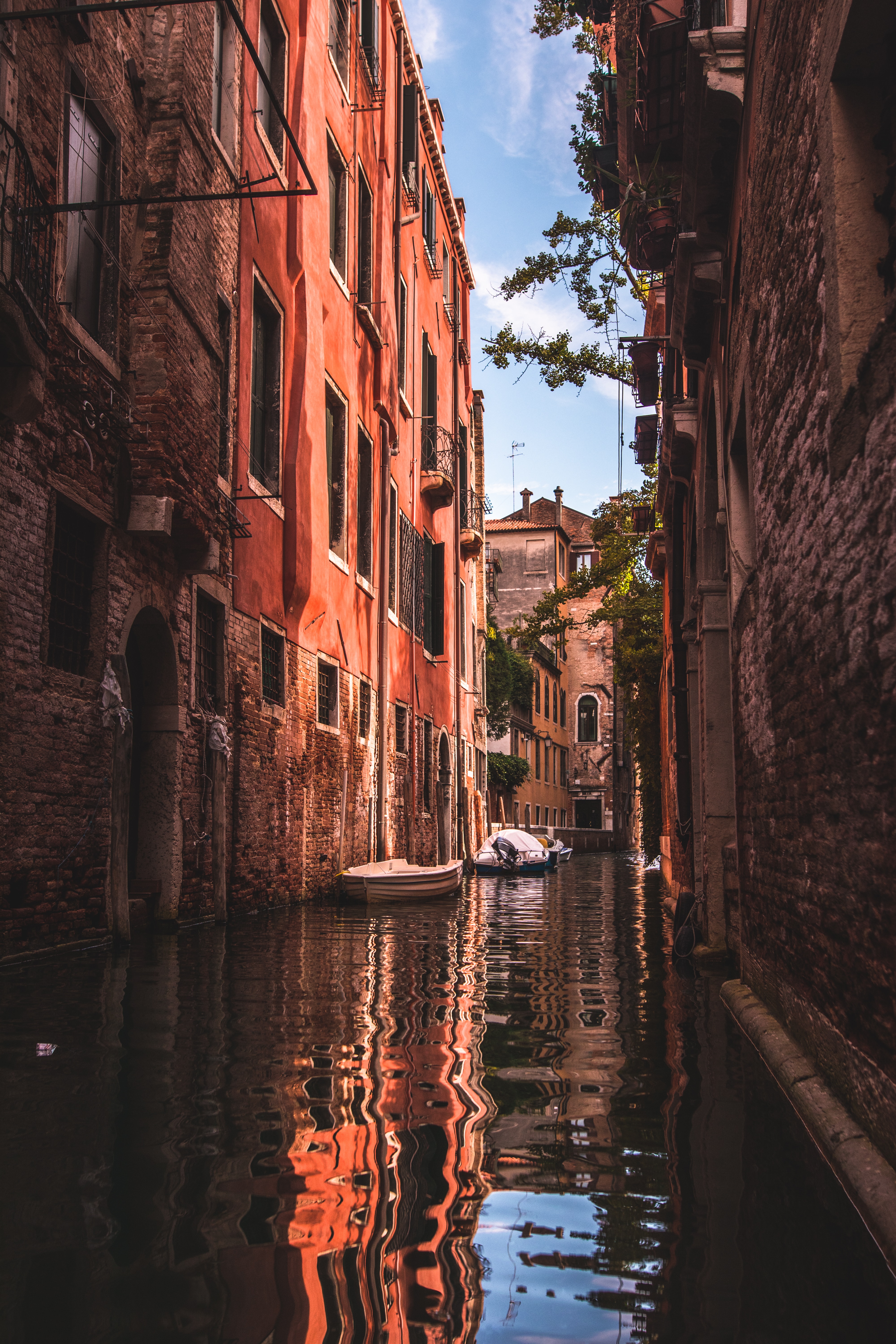 Handy-Wallpaper Wasser, Städte, Venedig, Stadt, Gebäude, Kanal kostenlos herunterladen.