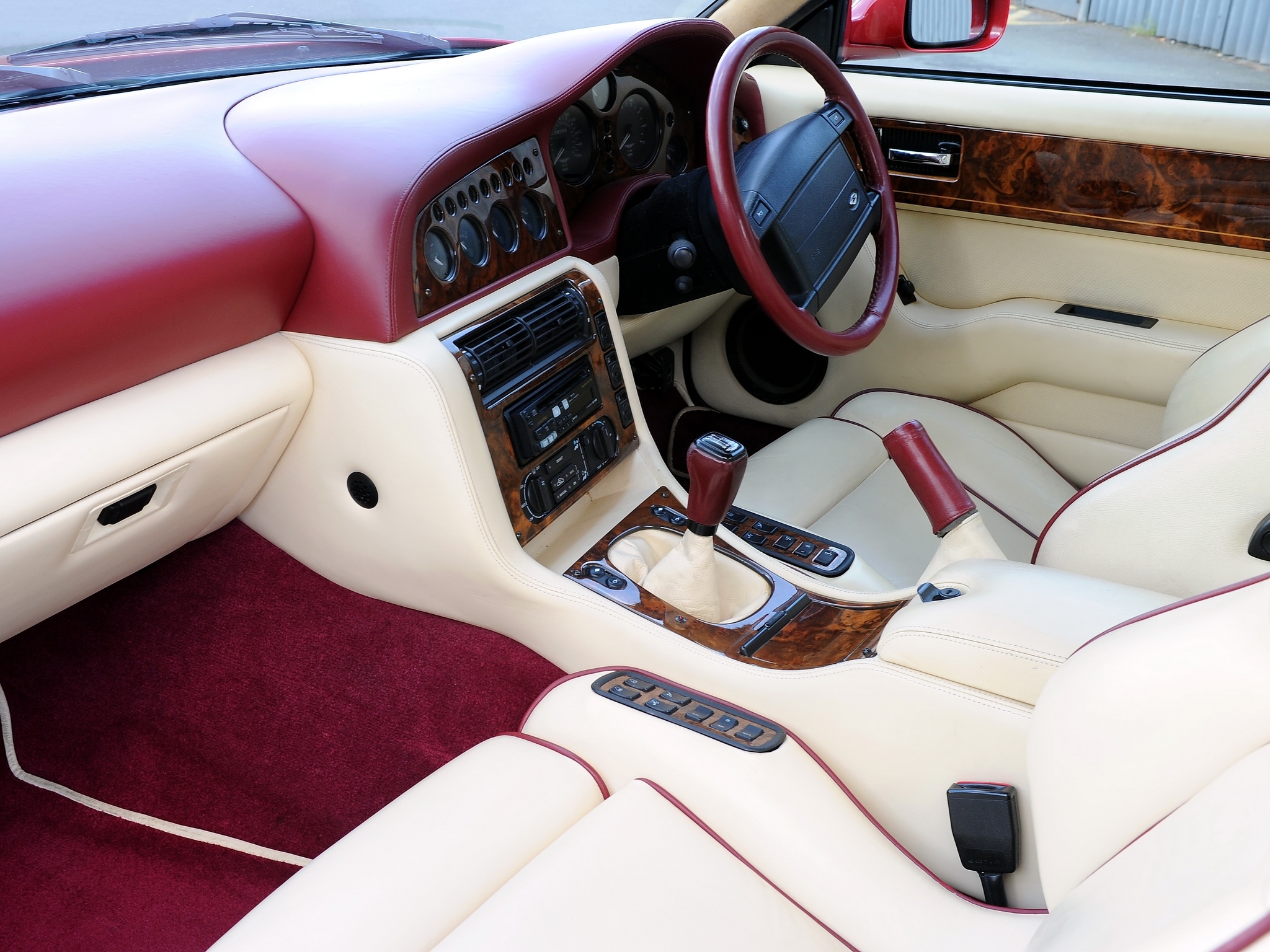 steering wheel, v8, rudder, vantage, salon, 1993, interior, aston martin, cars 8K