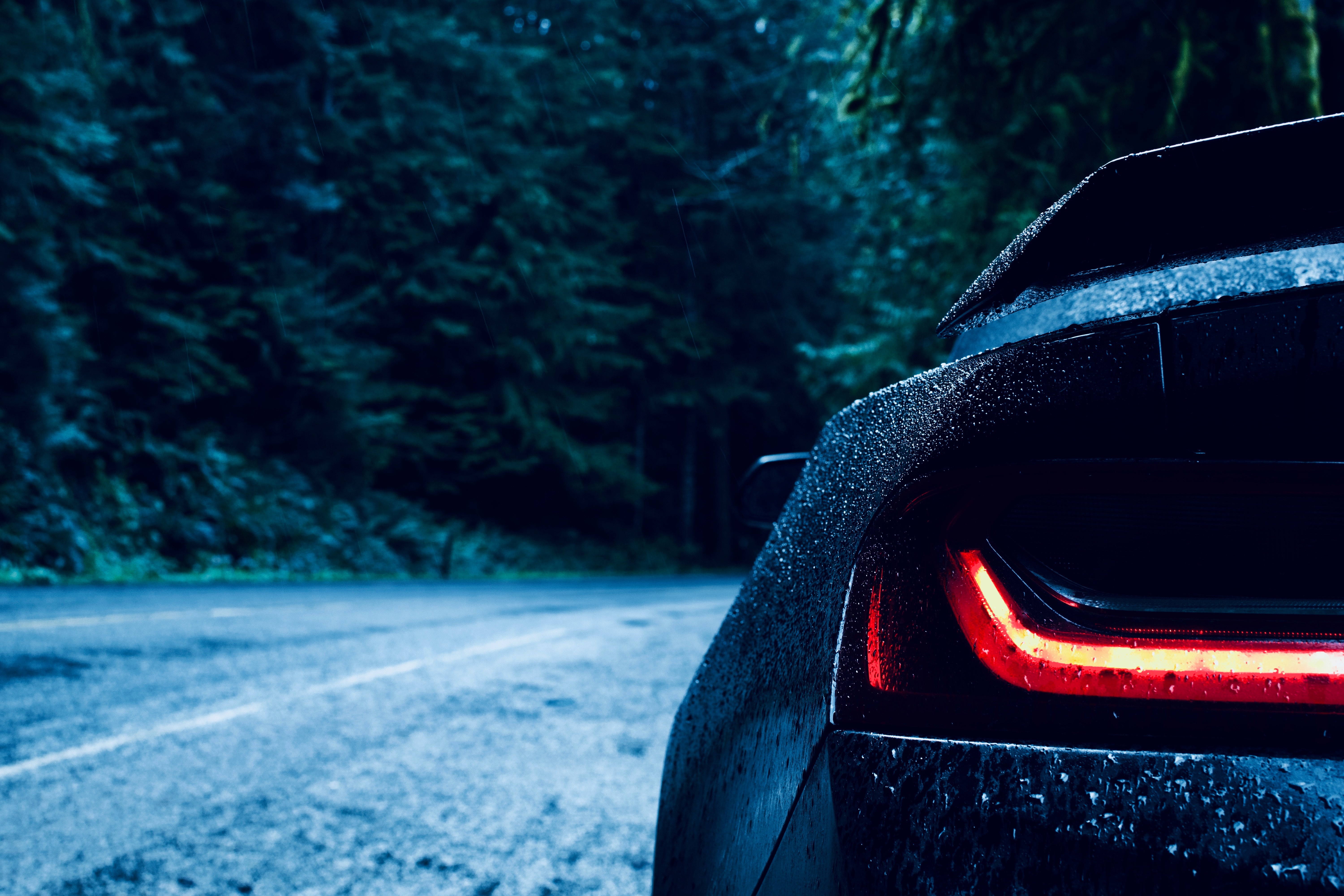 61862 download wallpaper auto, drops, cars, blur, smooth, headlight screensavers and pictures for free