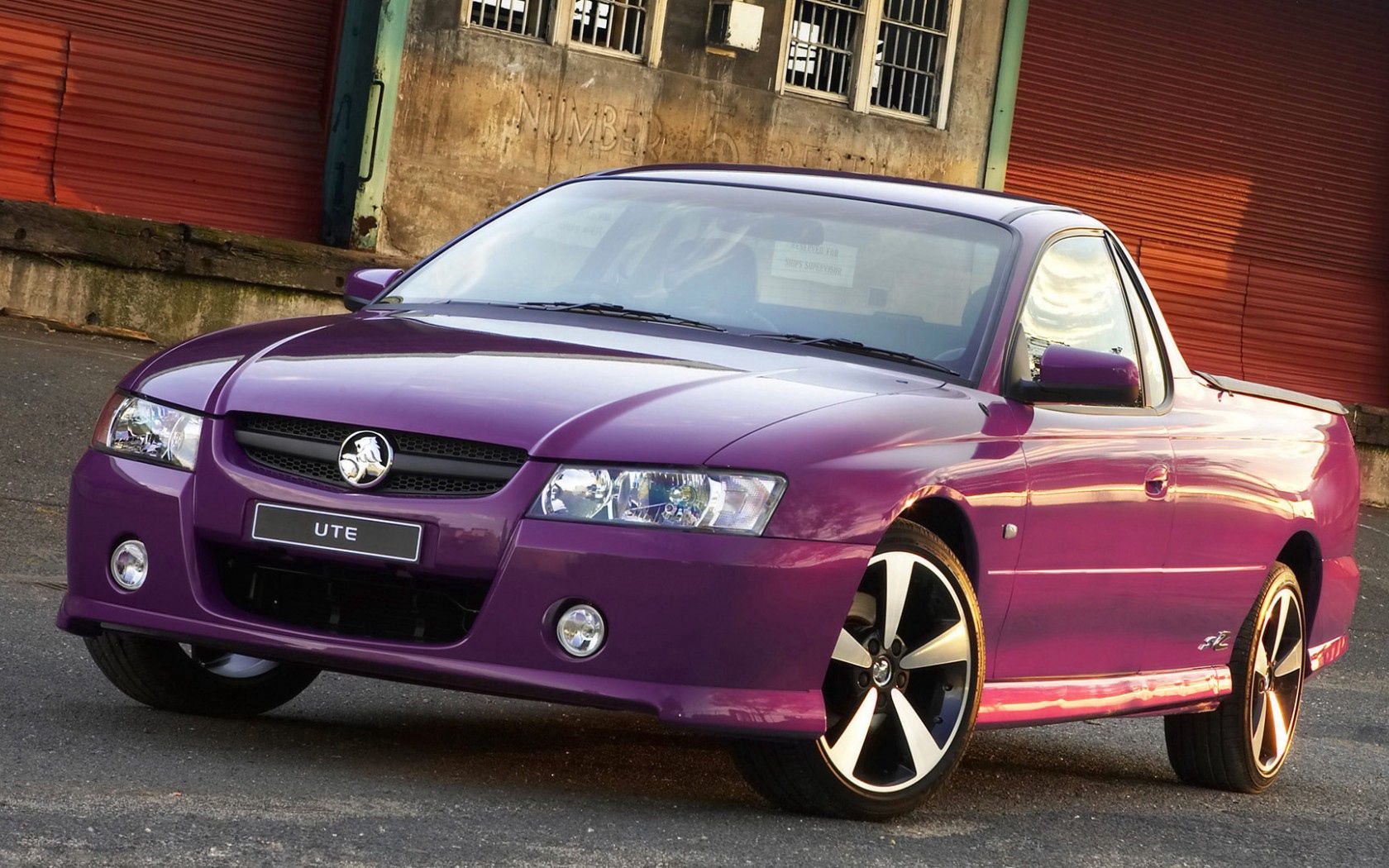 71531 Screensavers and Wallpapers Pickup for phone. Download cars, car, pickup, holden commodore, vz pictures for free