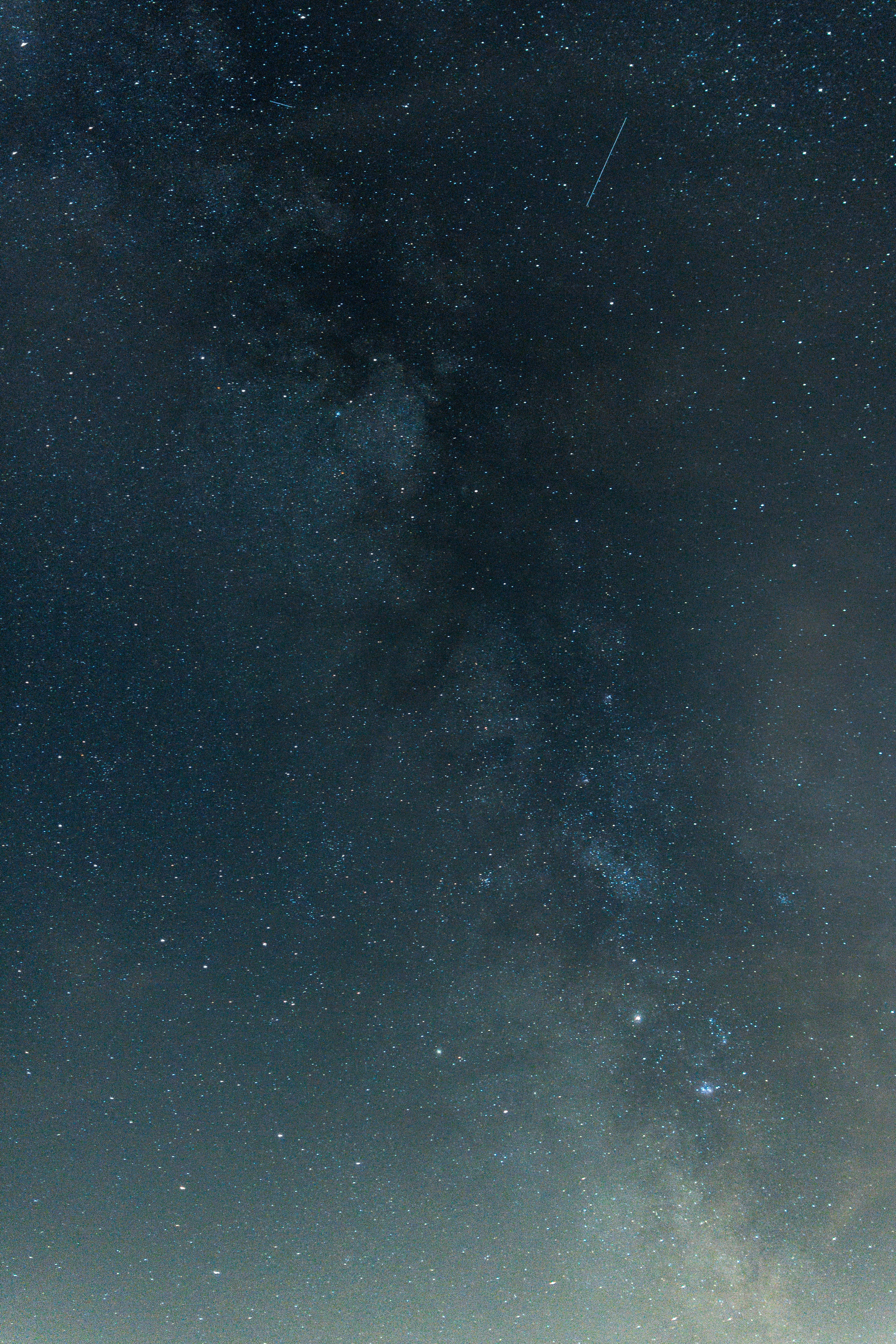 starry sky, dark, universe Smartphone Background