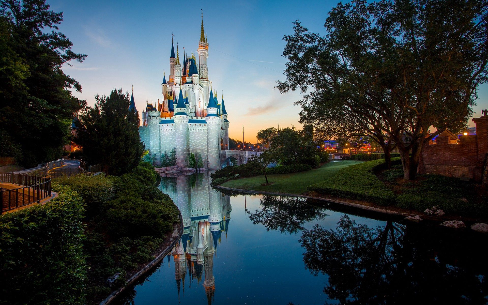 it's beautiful, cities, grass, disneyland, building, park, handsomely Free Stock Photo