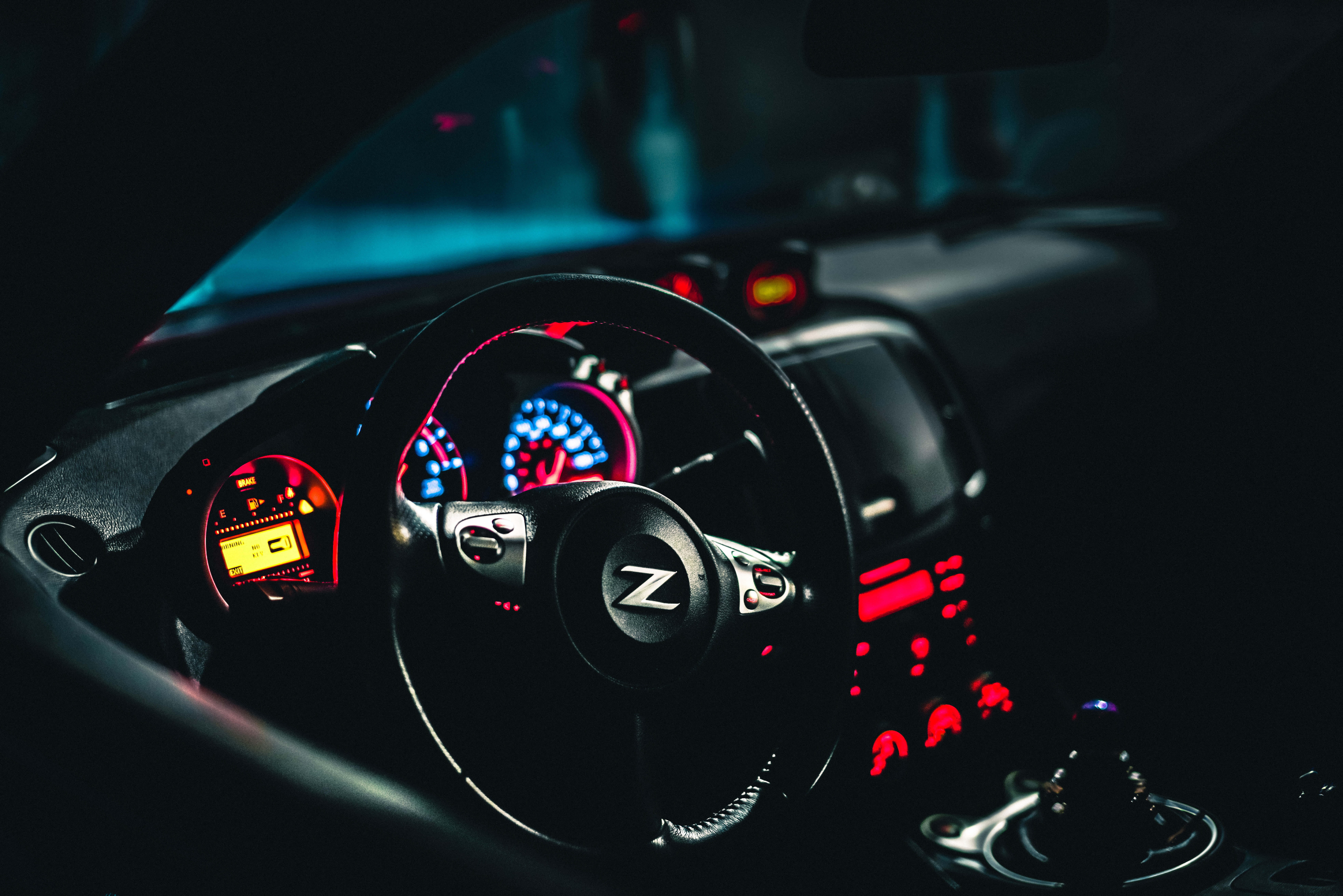 136204 Screensavers and Wallpapers Steering Wheel for phone. Download cars, black, car, machine, backlight, illumination, steering wheel, rudder, dashboard pictures for free