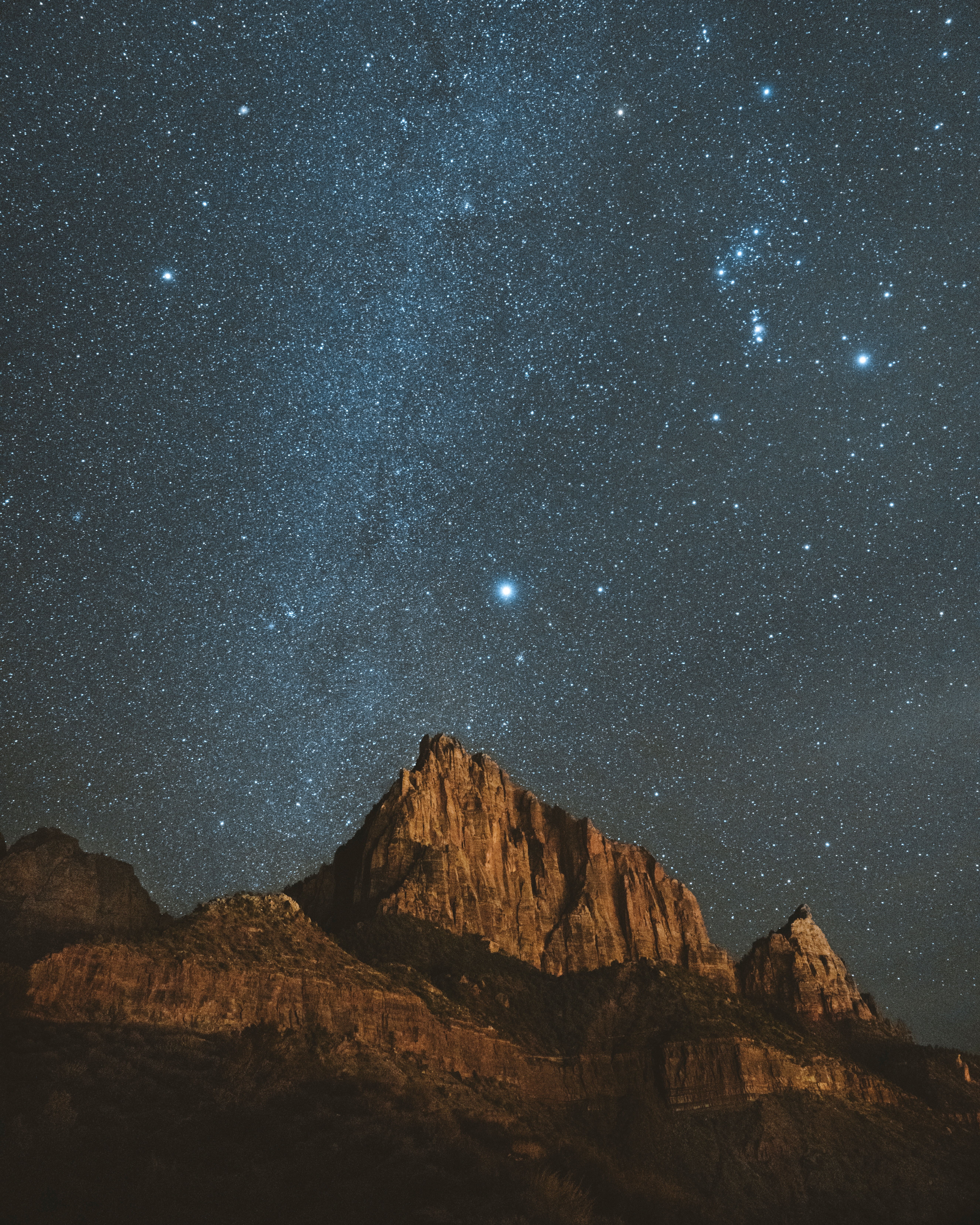 157538 Salvapantallas y fondos de pantalla Noche en tu teléfono. Descarga imágenes de cielo estrellado, montañas, estrellas, naturaleza gratis