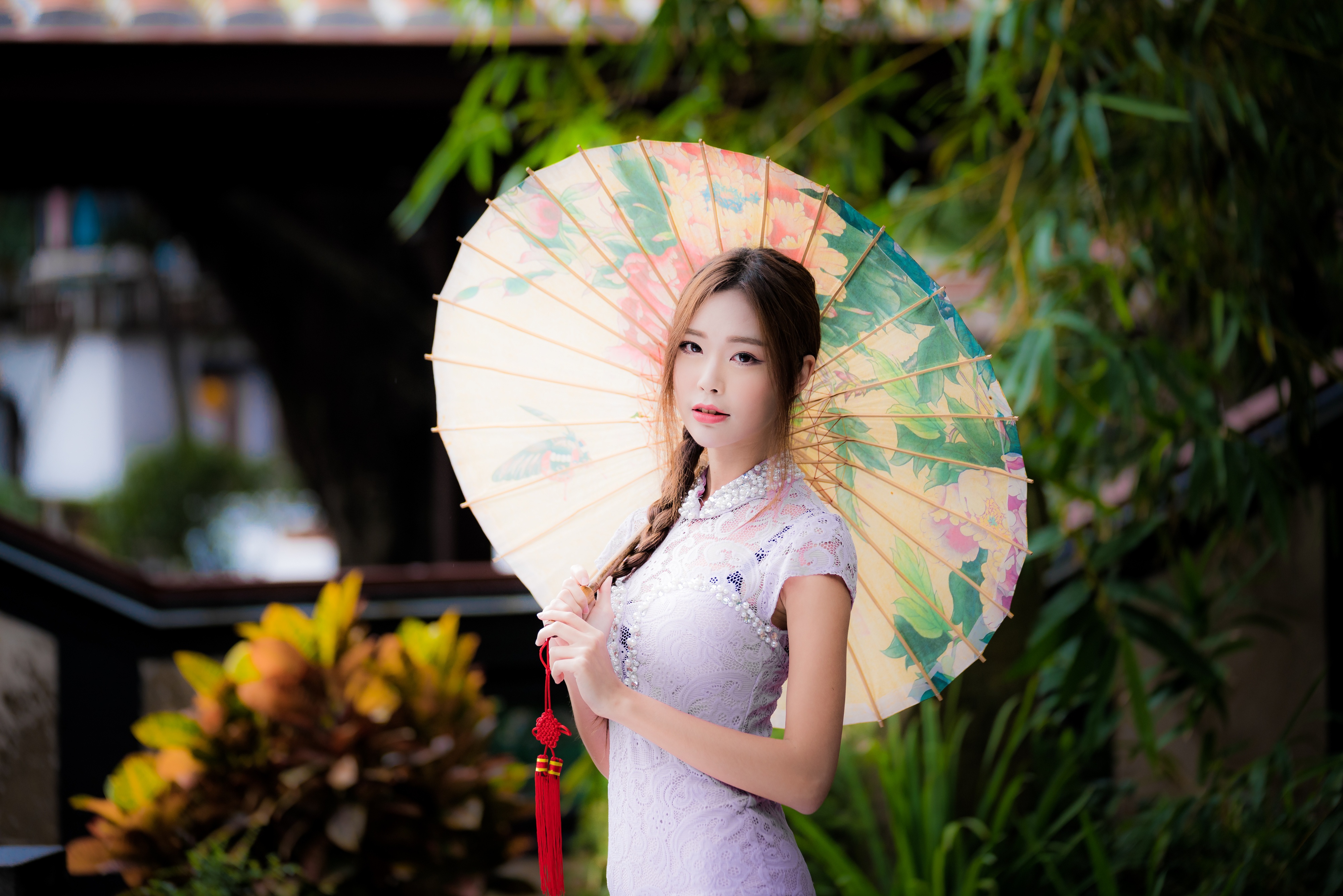 Платье с зонтиками