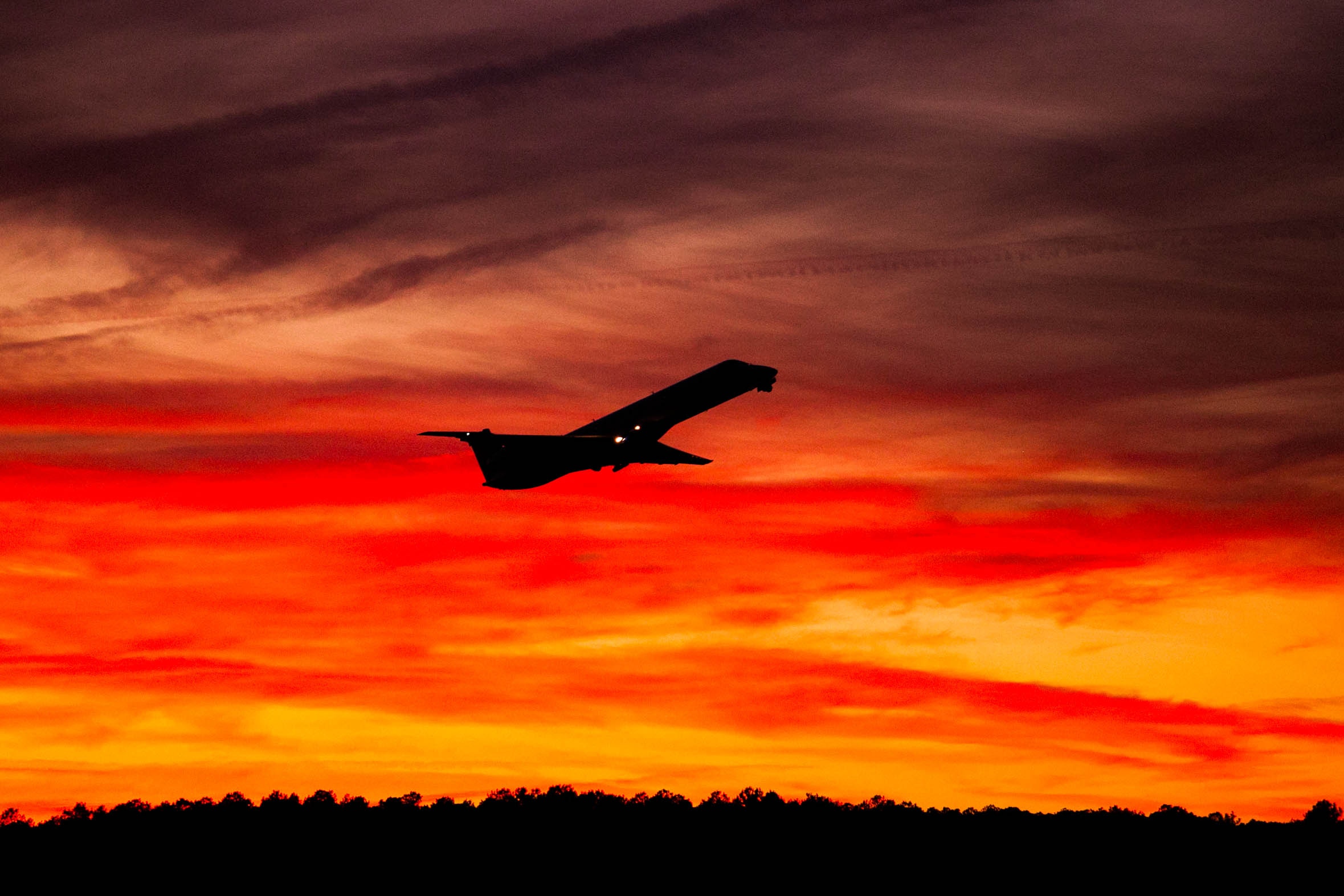 UHD wallpaper flight, plane, sky, sunset