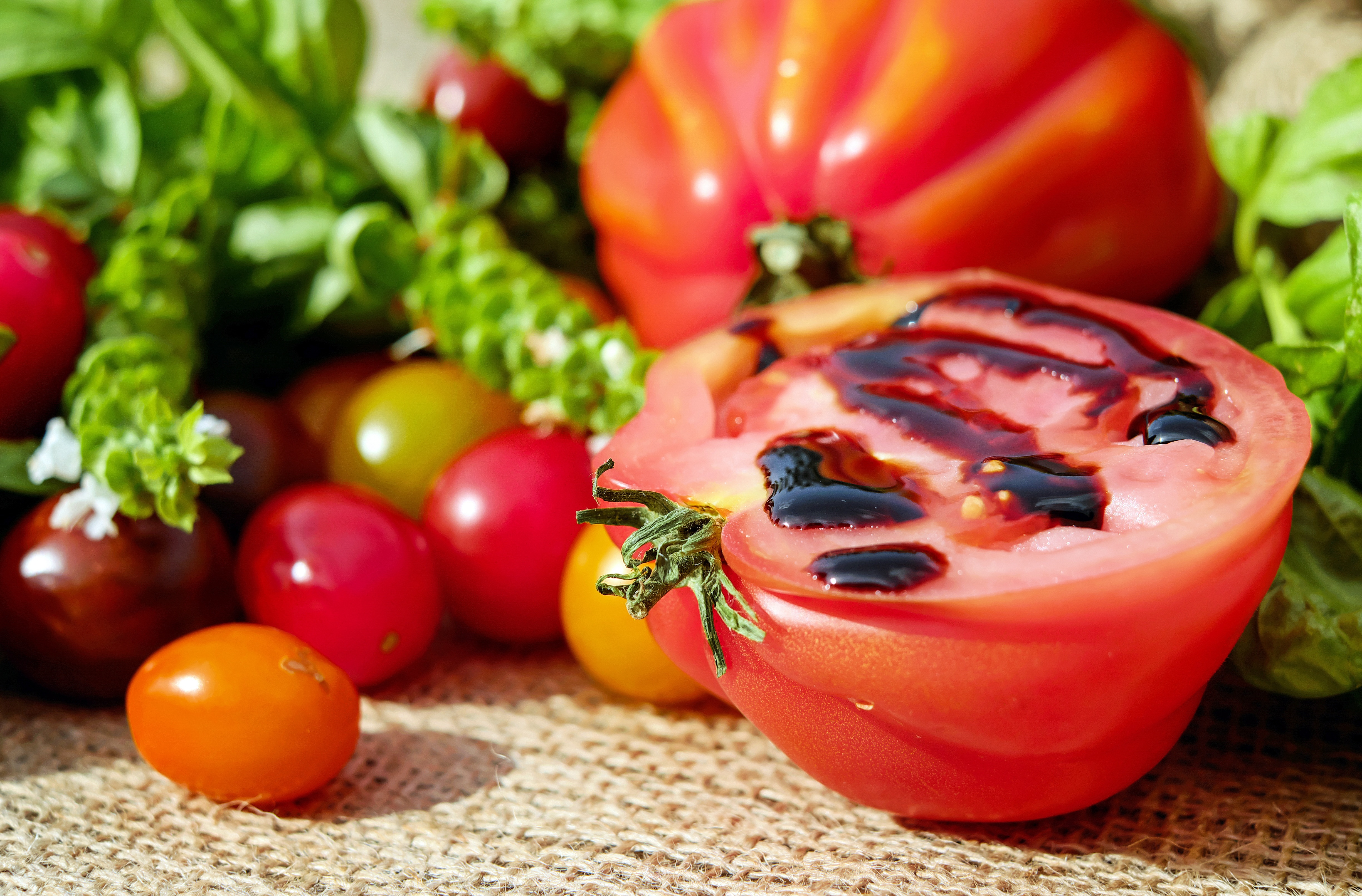 72703 Hintergrundbild herunterladen lebensmittel, gemüse, tomaten, tomate, soße, sauce - Bildschirmschoner und Bilder kostenlos