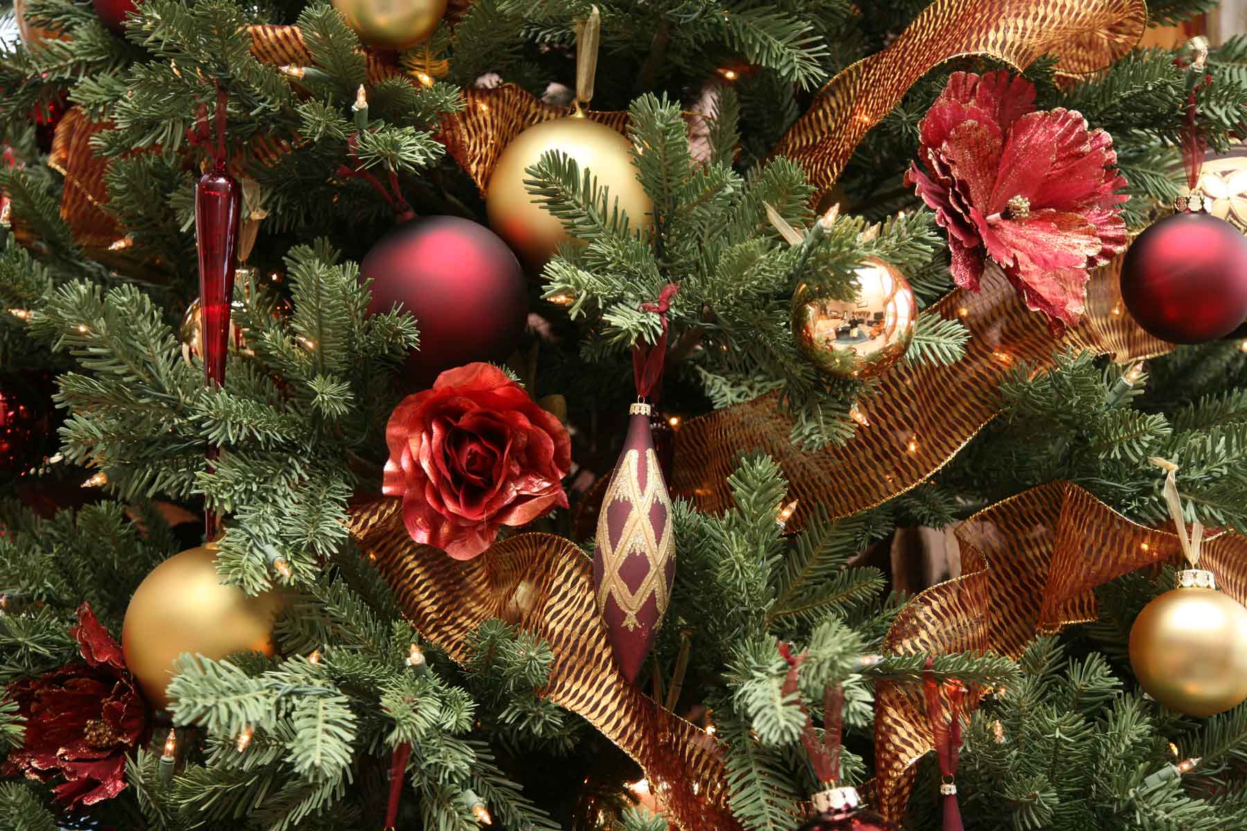iPhone Wallpapers  Christmas Tree