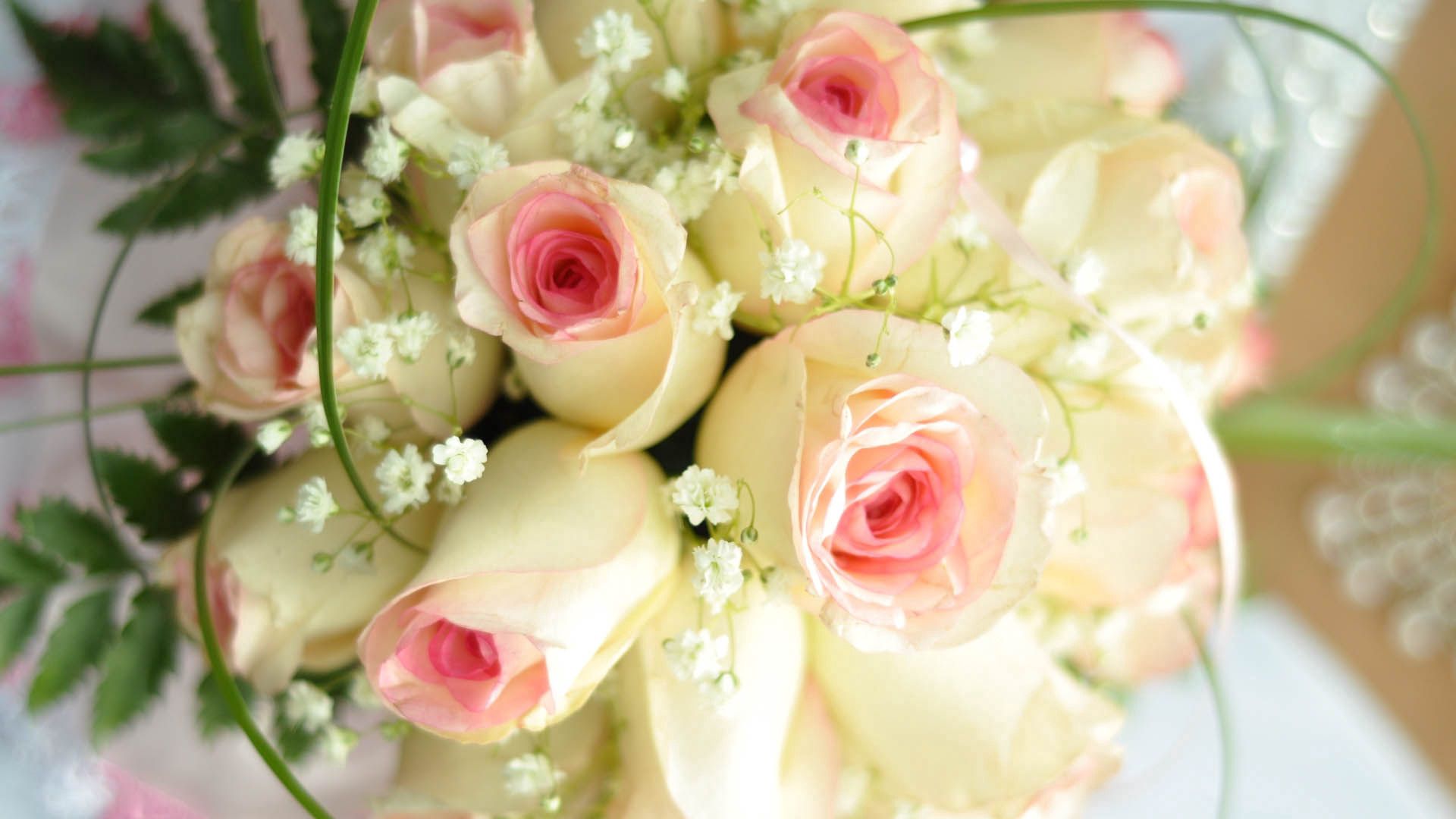 Laden Sie das Blumen, Roses, Dekoration, Schön, Strauß, Bouquet-Bild kostenlos auf Ihren PC-Desktop herunter