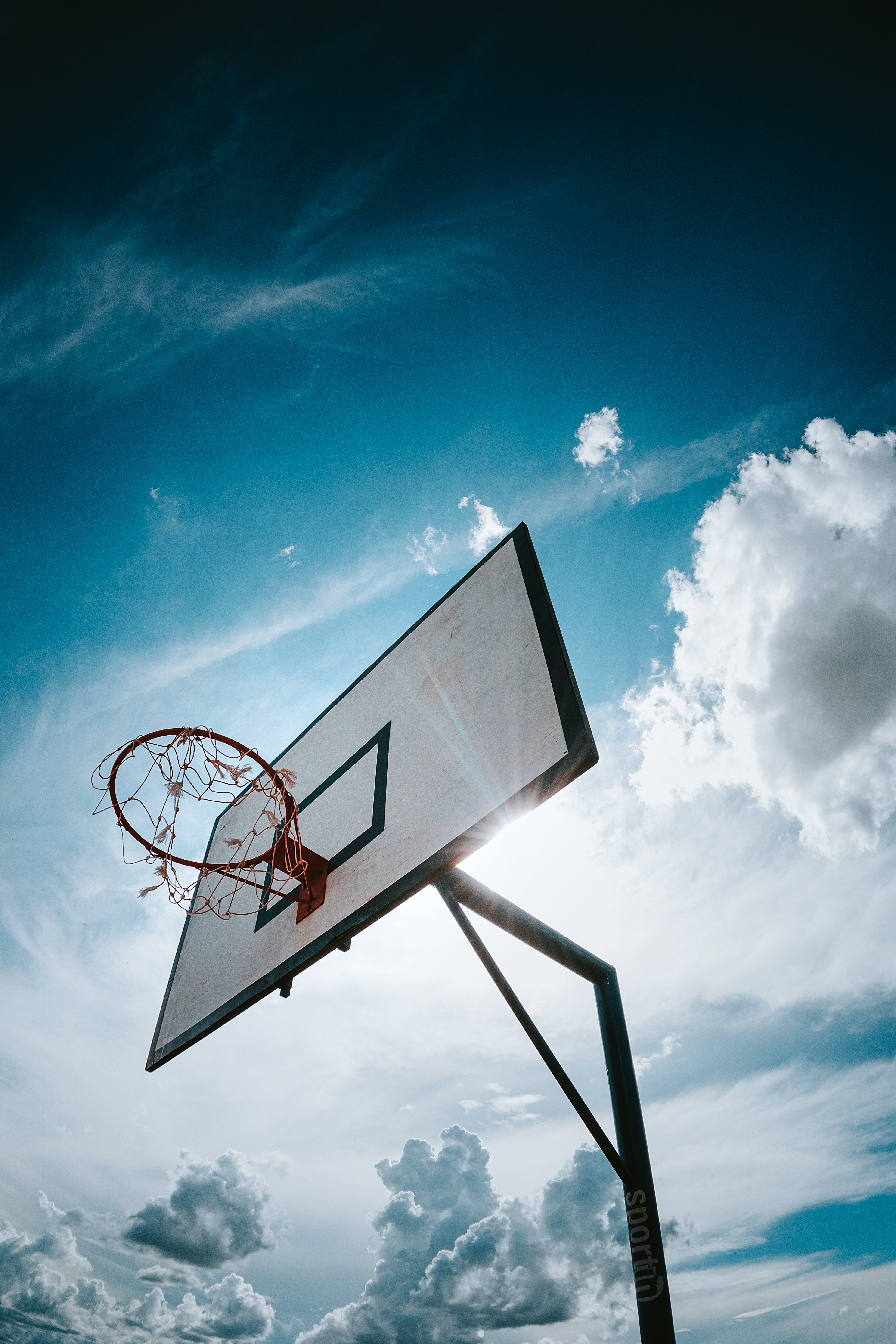 105726 économiseurs d'écran et fonds d'écran Basket-Ball sur votre téléphone. Téléchargez sport, nuages, panier de basket, bague de basket-ball images gratuitement