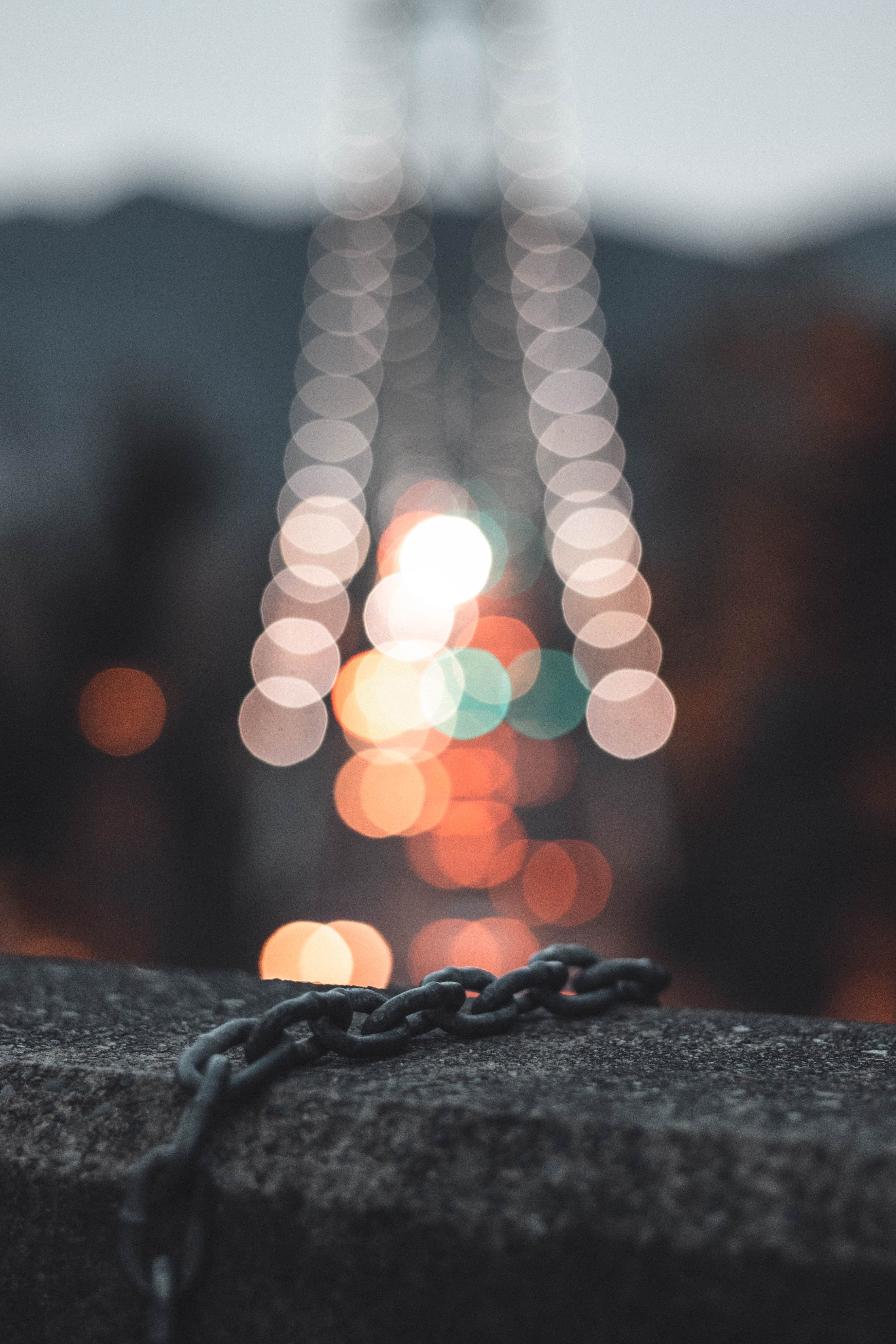97904 Screensavers and Wallpapers Chain for phone. Download lights, glare, miscellanea, miscellaneous, blur, smooth, bokeh, boquet, chain pictures for free