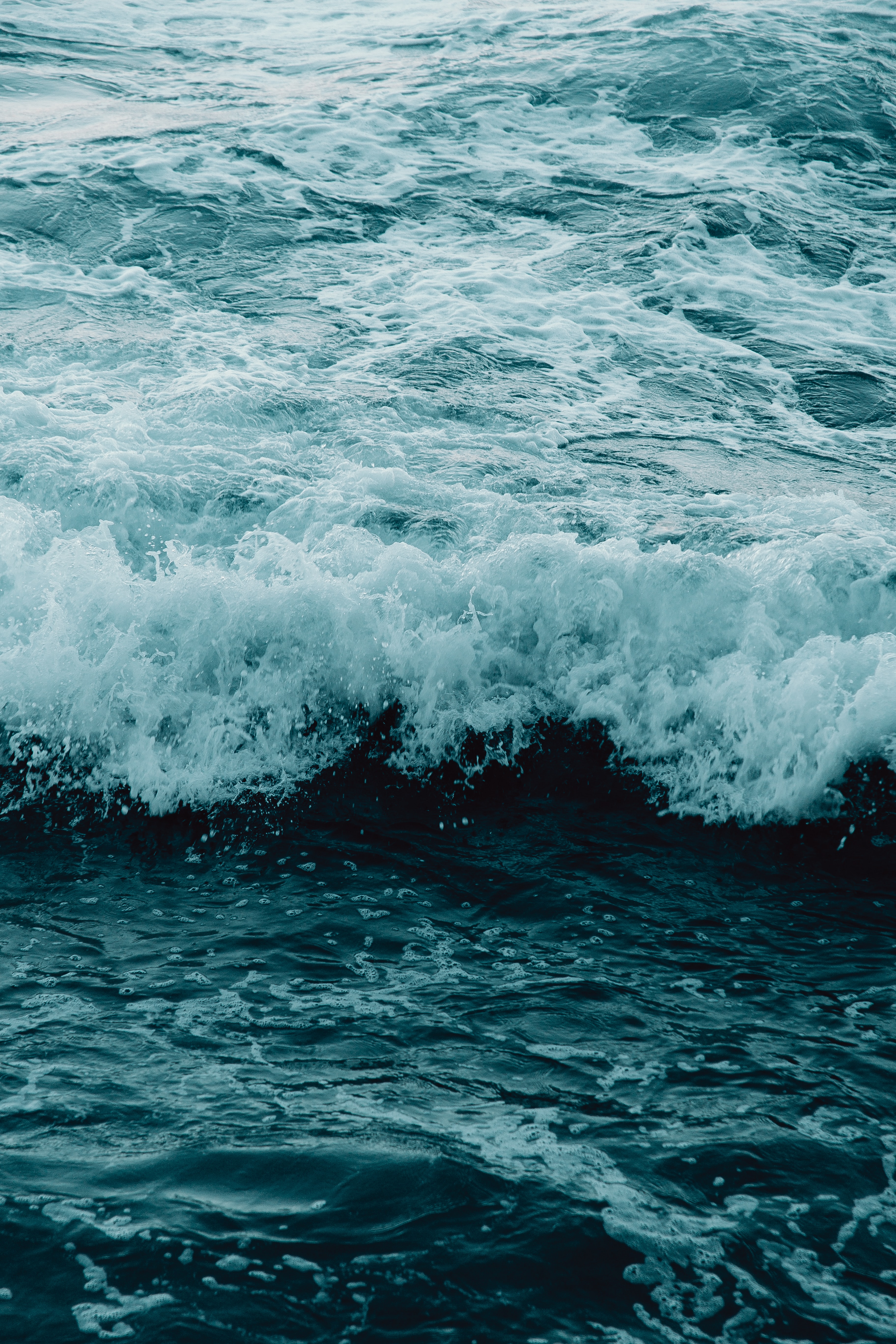 Download mobile wallpaper Nature, Sea, Foam, Surf, Wave for free.