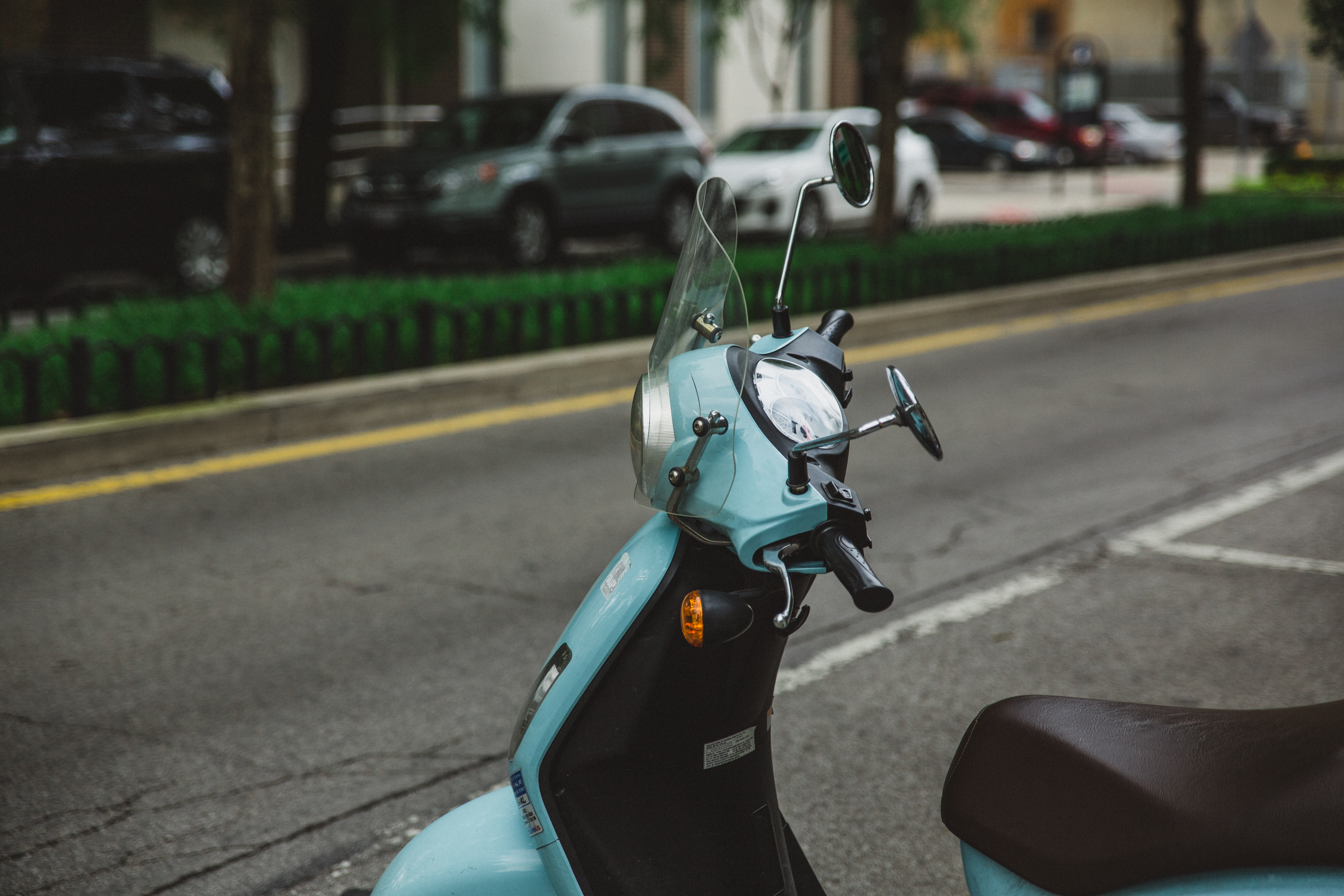 Die besten Moped-Hintergründe für den Telefonbildschirm