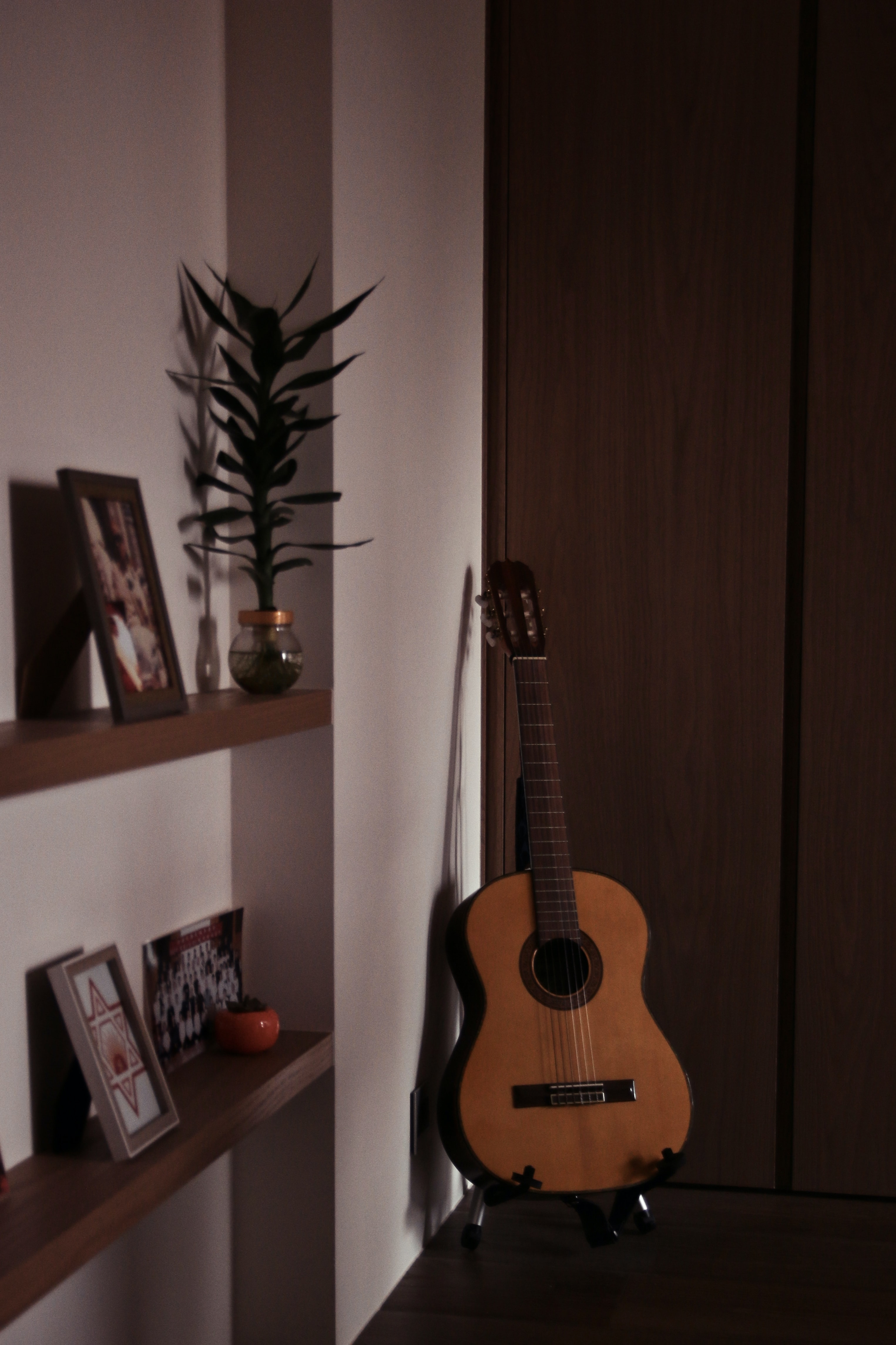 guitar, music, interior, musical instrument, room for android