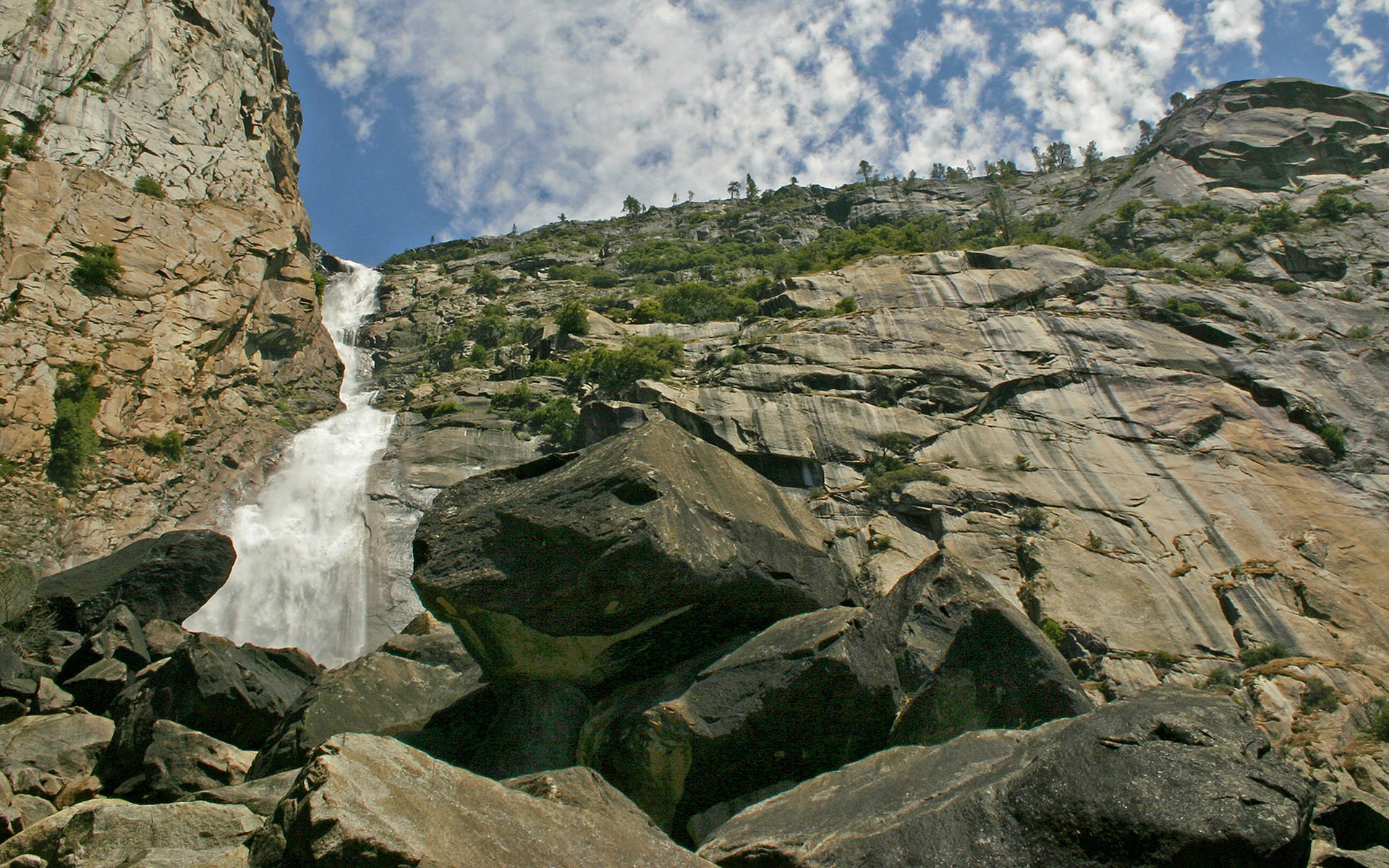 158301 Заставки и Обои Водопады на телефон. Скачать земля/природа, утёс, гора, водопад картинки бесплатно