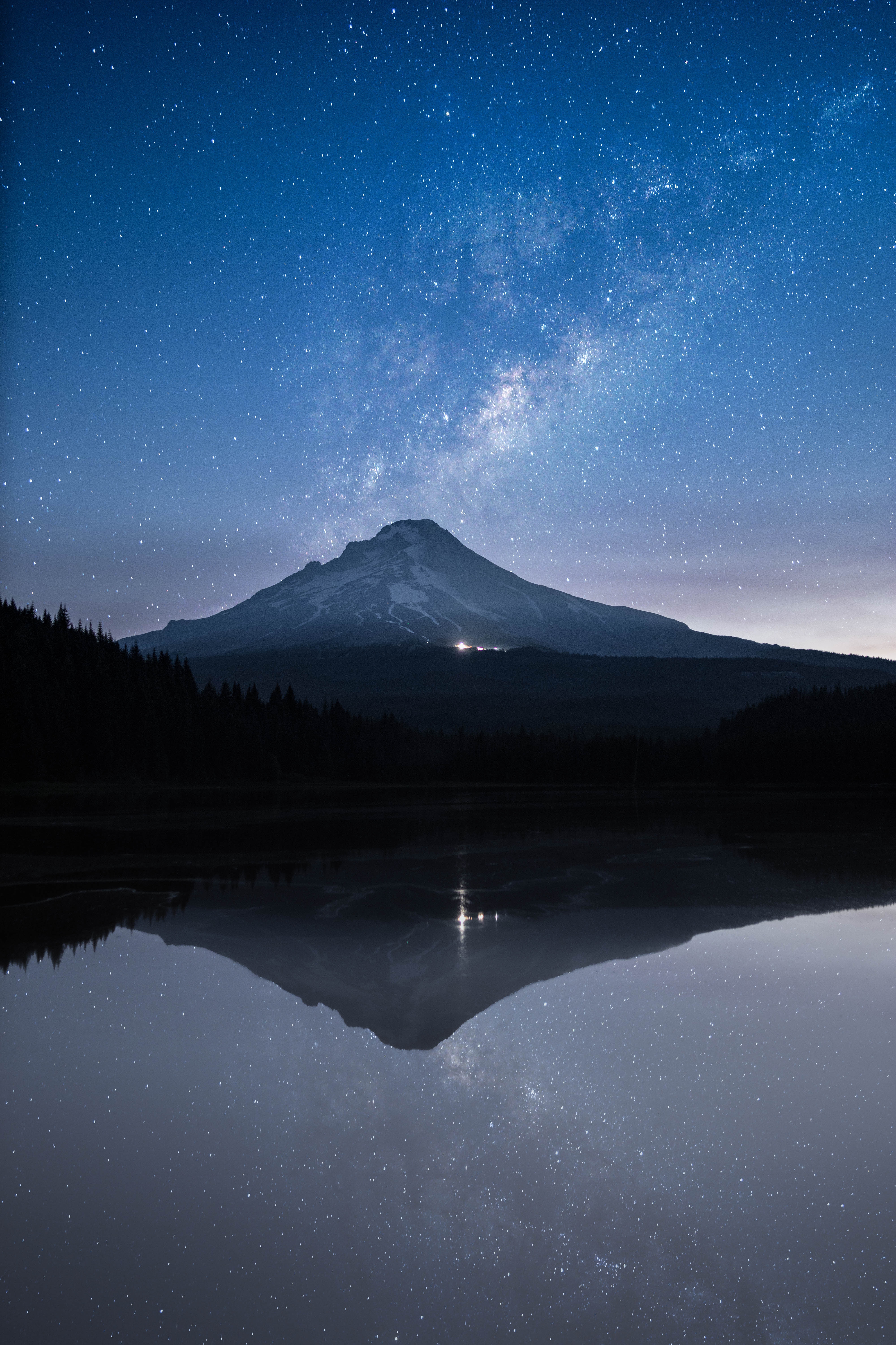 Download mobile wallpaper Twilight, Nature, Mountain, Lake, Reflection, Starry Sky, Dusk for free.