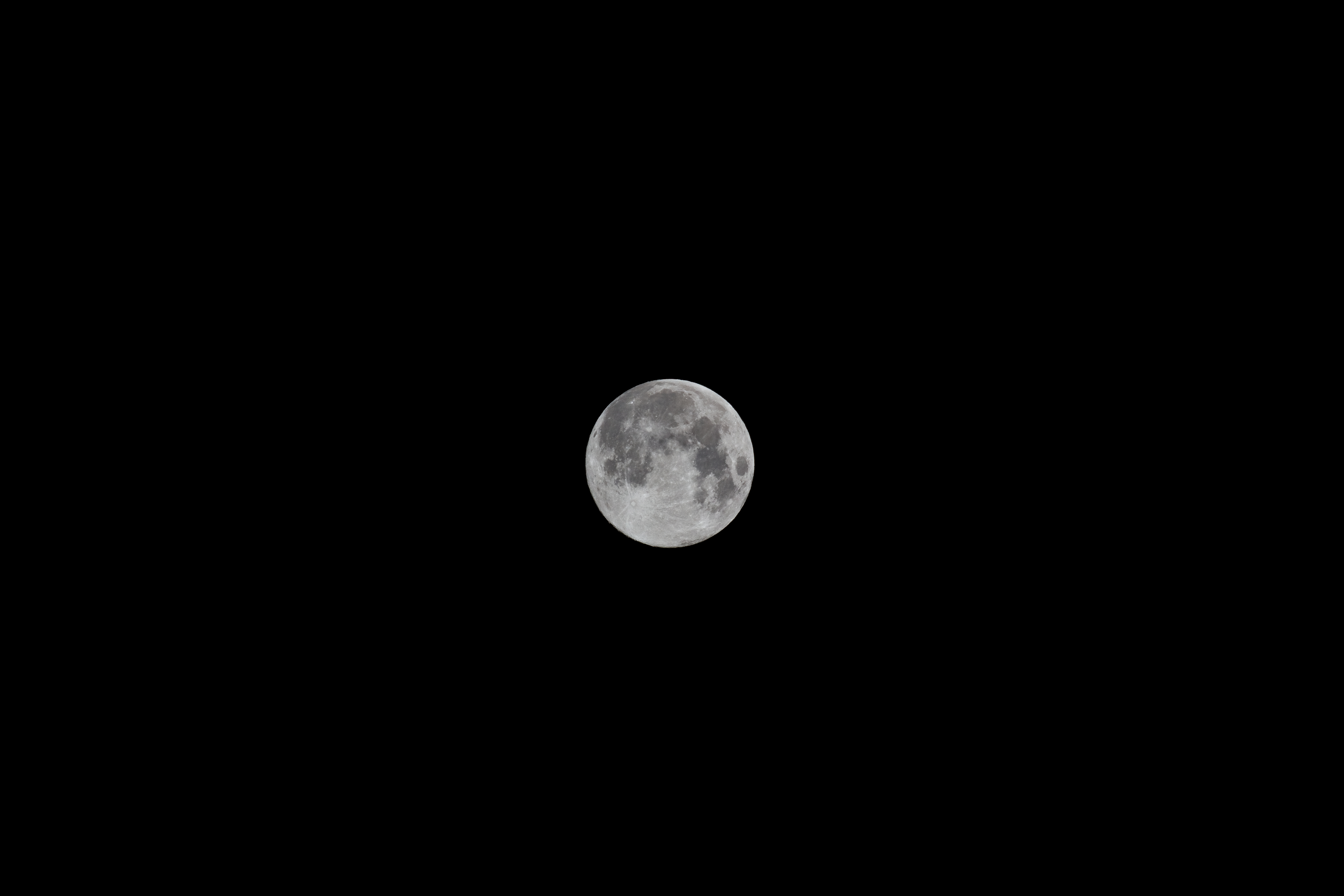 148213 скачать обои луна, чб, космос, небо, ночь, полнолуние - заставки и картинки бесплатно