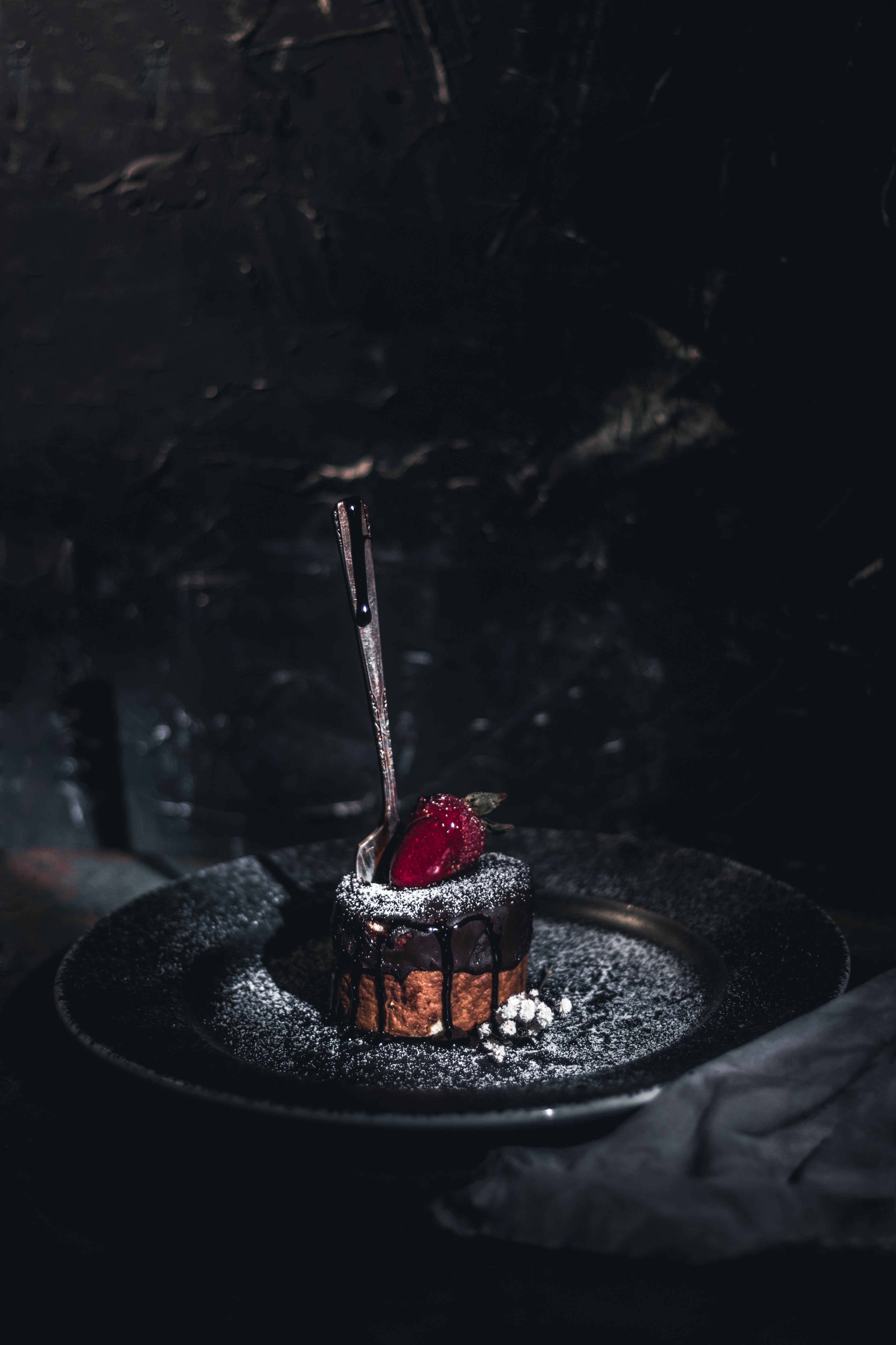 cake, strawberry, desert, dark, food, spoon HD wallpaper