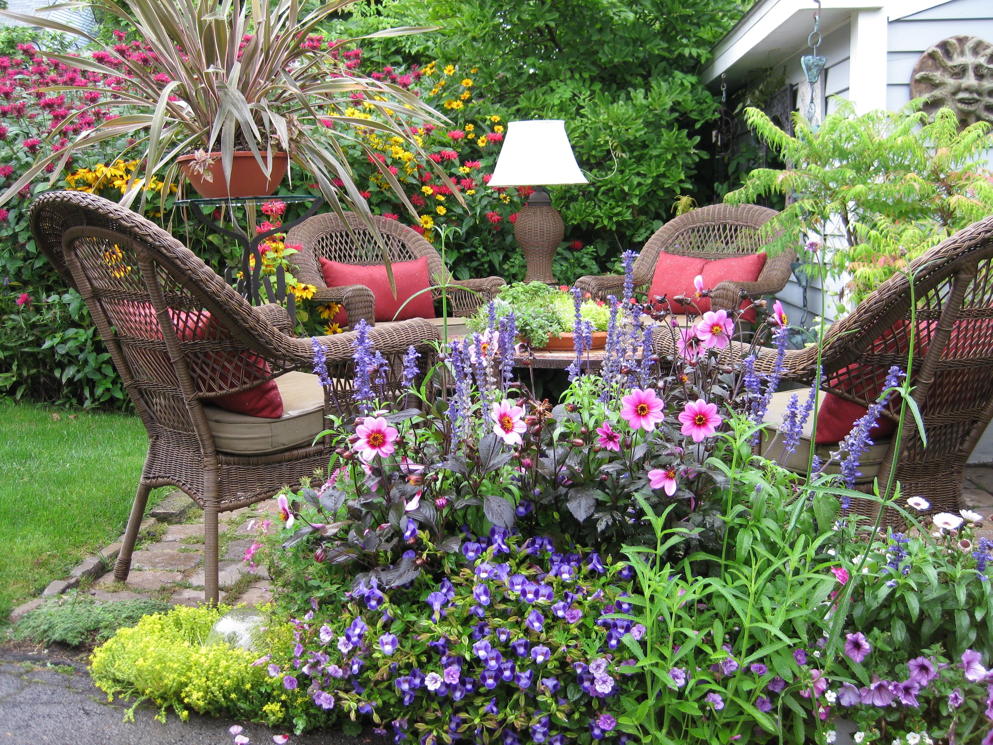 flower, lamp, nature, man made, garden, chair, furniture HD wallpaper