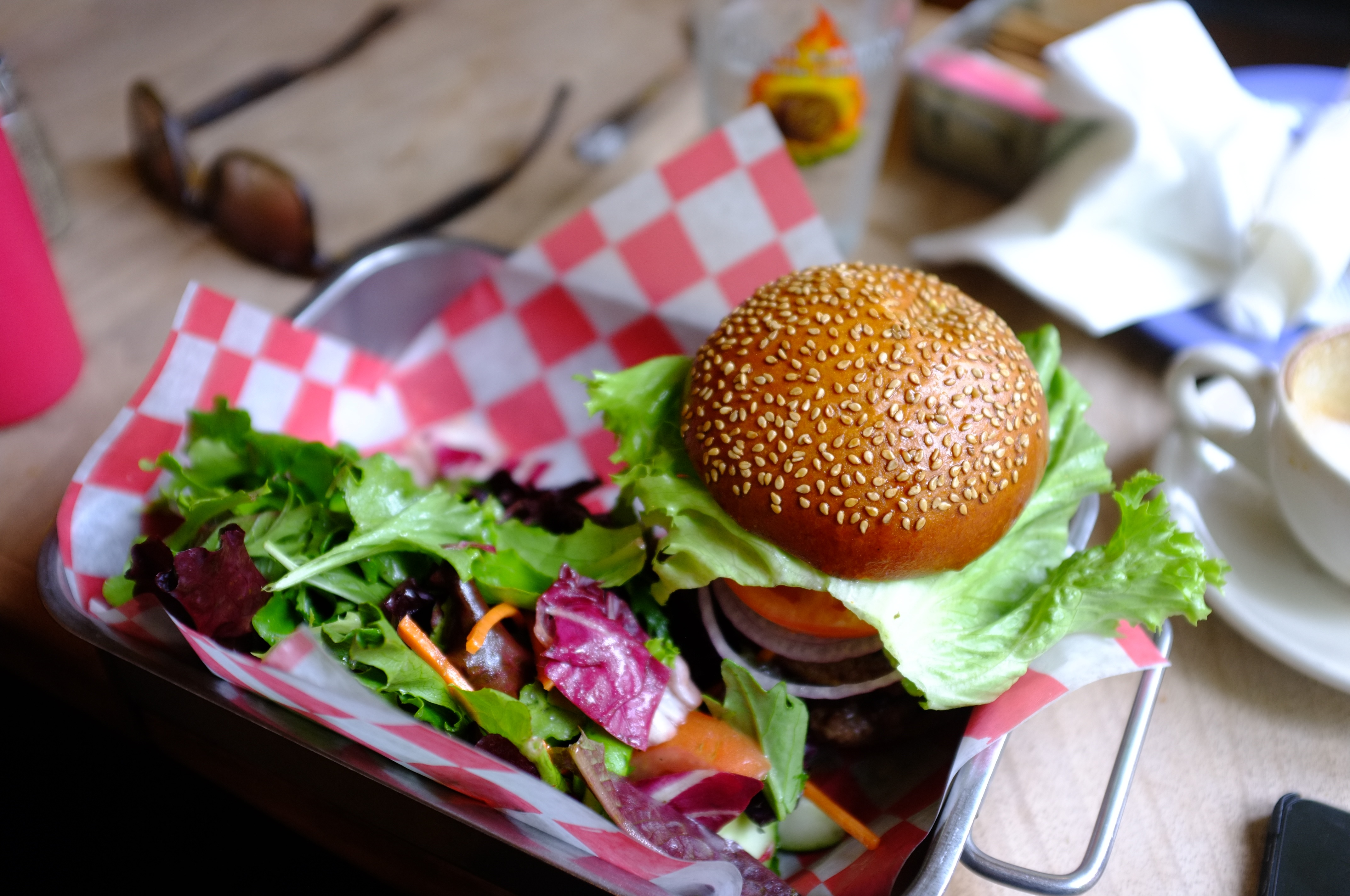 Handy-Wallpaper Lebensmittel, Gemüse, Hamburger, Fastfood, Fast Food kostenlos herunterladen.