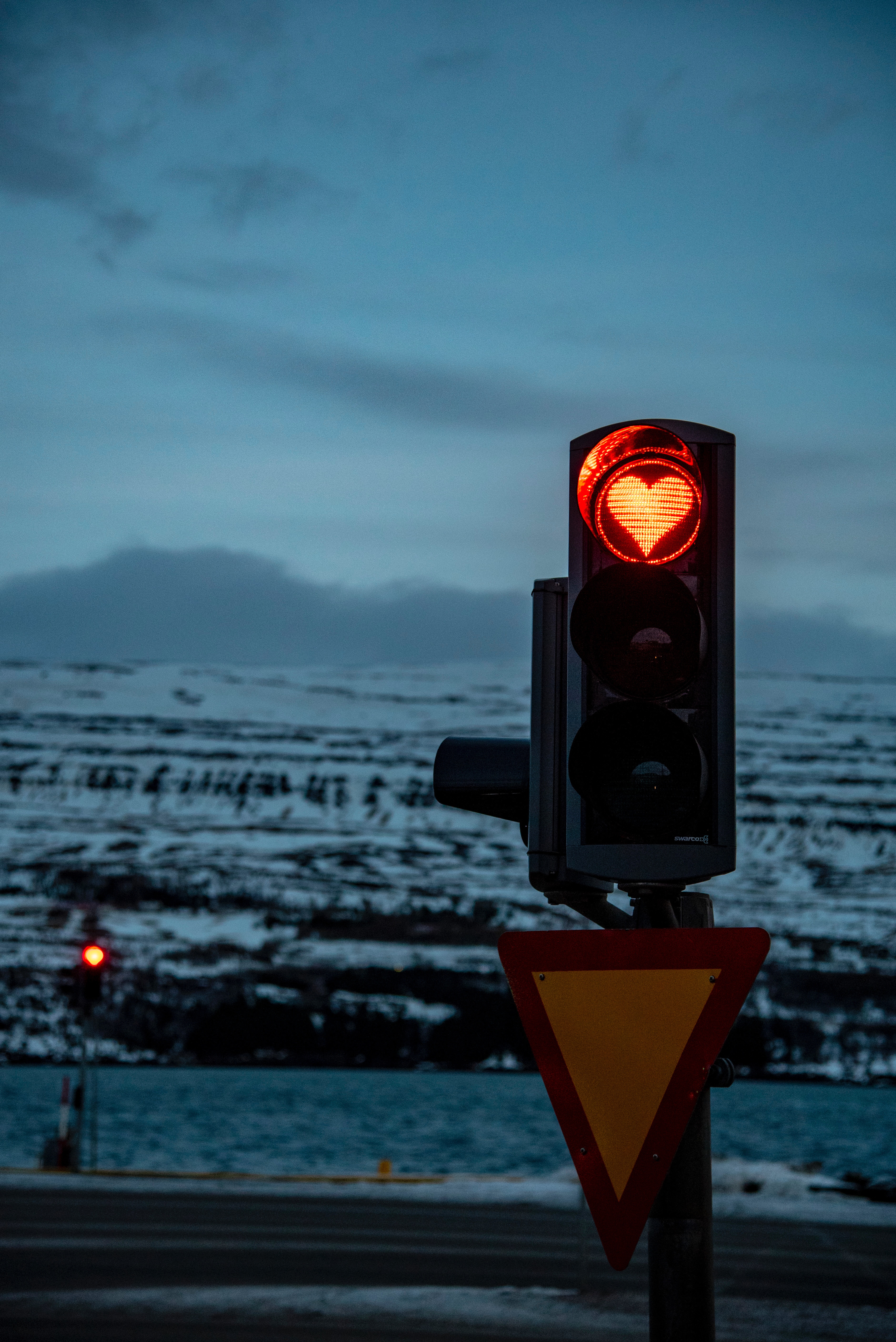 traffic light, heart, love, shine, light, signal