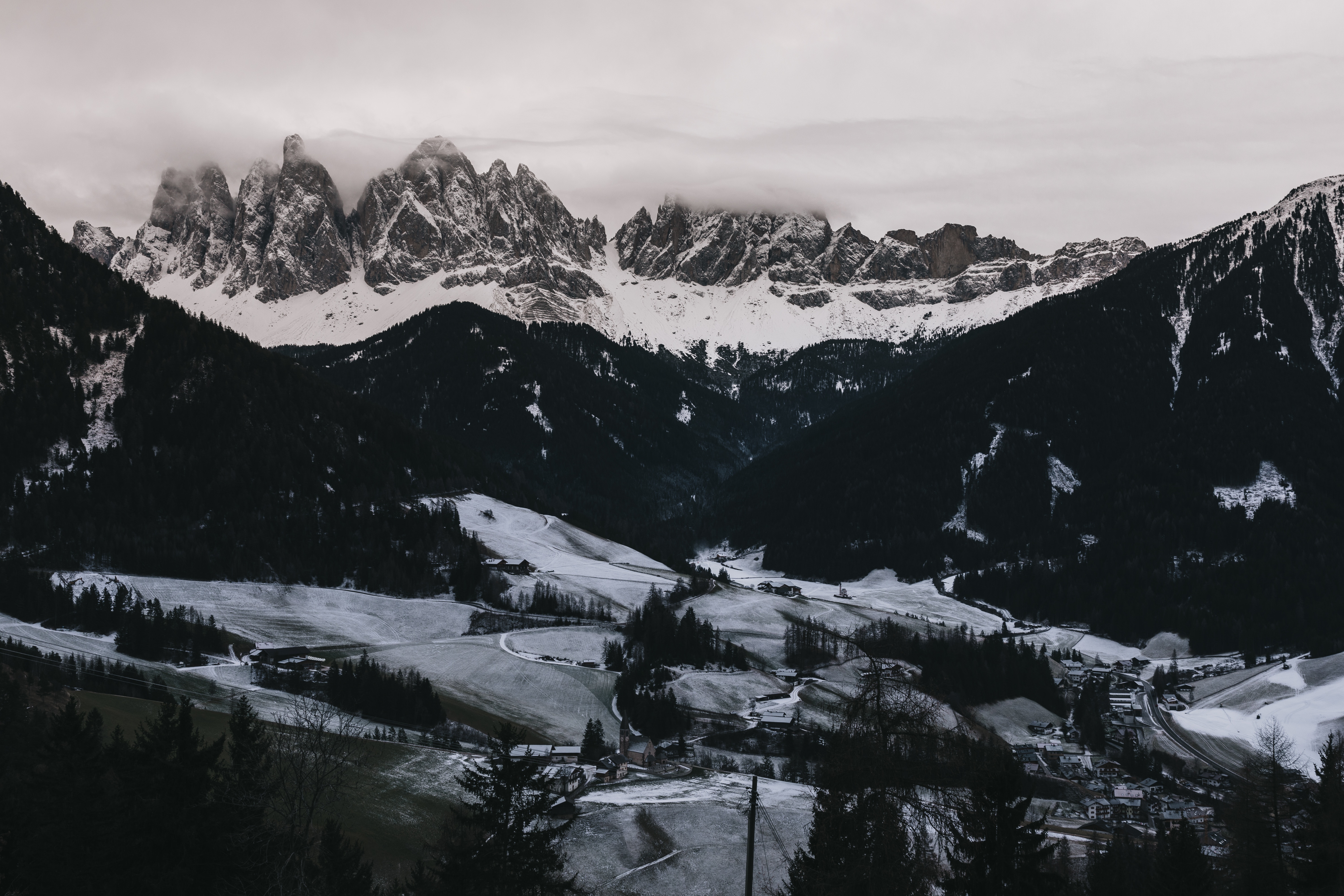 116359 Bildschirmschoner und Hintergrundbilder Dolomiten auf Ihrem Telefon. Laden Sie mountains, blick von oben, natur, italien Bilder kostenlos herunter