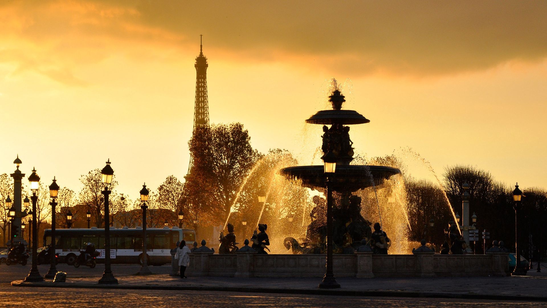 72479 Bildschirmschoner und Hintergrundbilder Paris auf Ihrem Telefon. Laden Sie sky, spray, düsen, sunset Bilder kostenlos herunter