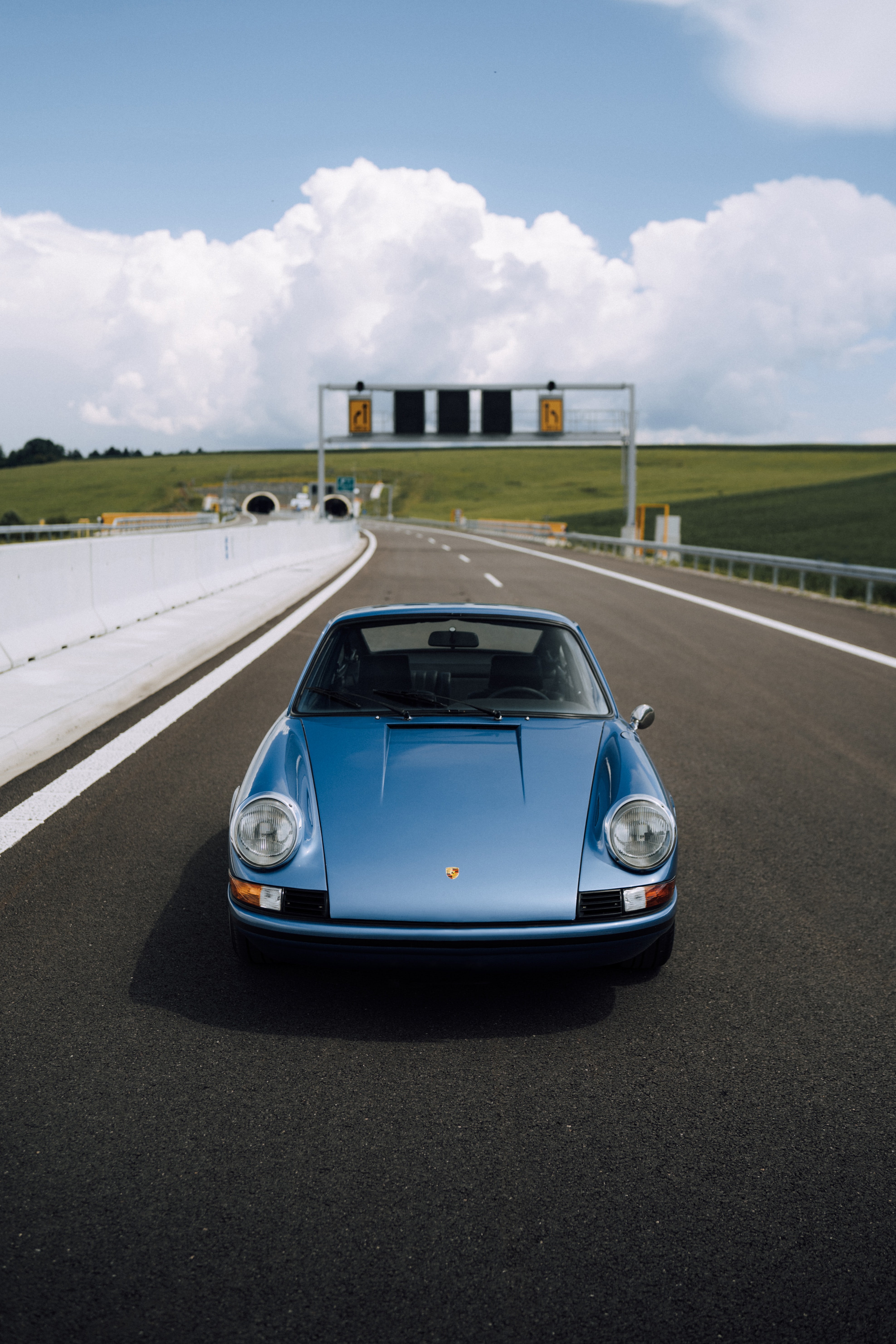 66306 Bildschirmschoner und Hintergrundbilder Porsche 911 auf Ihrem Telefon. Laden Sie auto, porsche, cars, straße, wagen, vorderansicht, frontansicht, porsche 911 Bilder kostenlos herunter