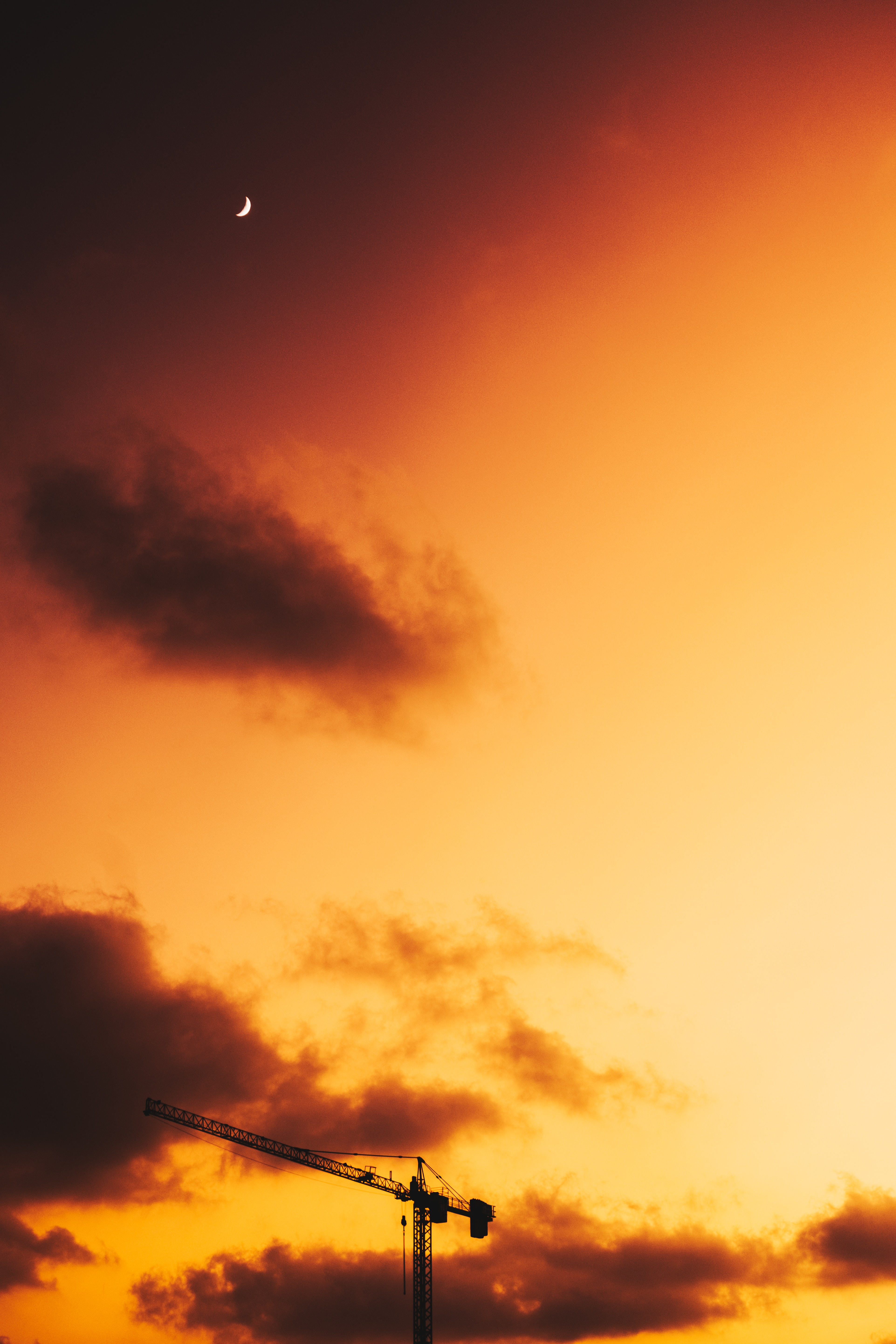 55077 Hintergrundbild herunterladen natur, sunset, sky, clouds, mond, dämmerung, twilight - Bildschirmschoner und Bilder kostenlos