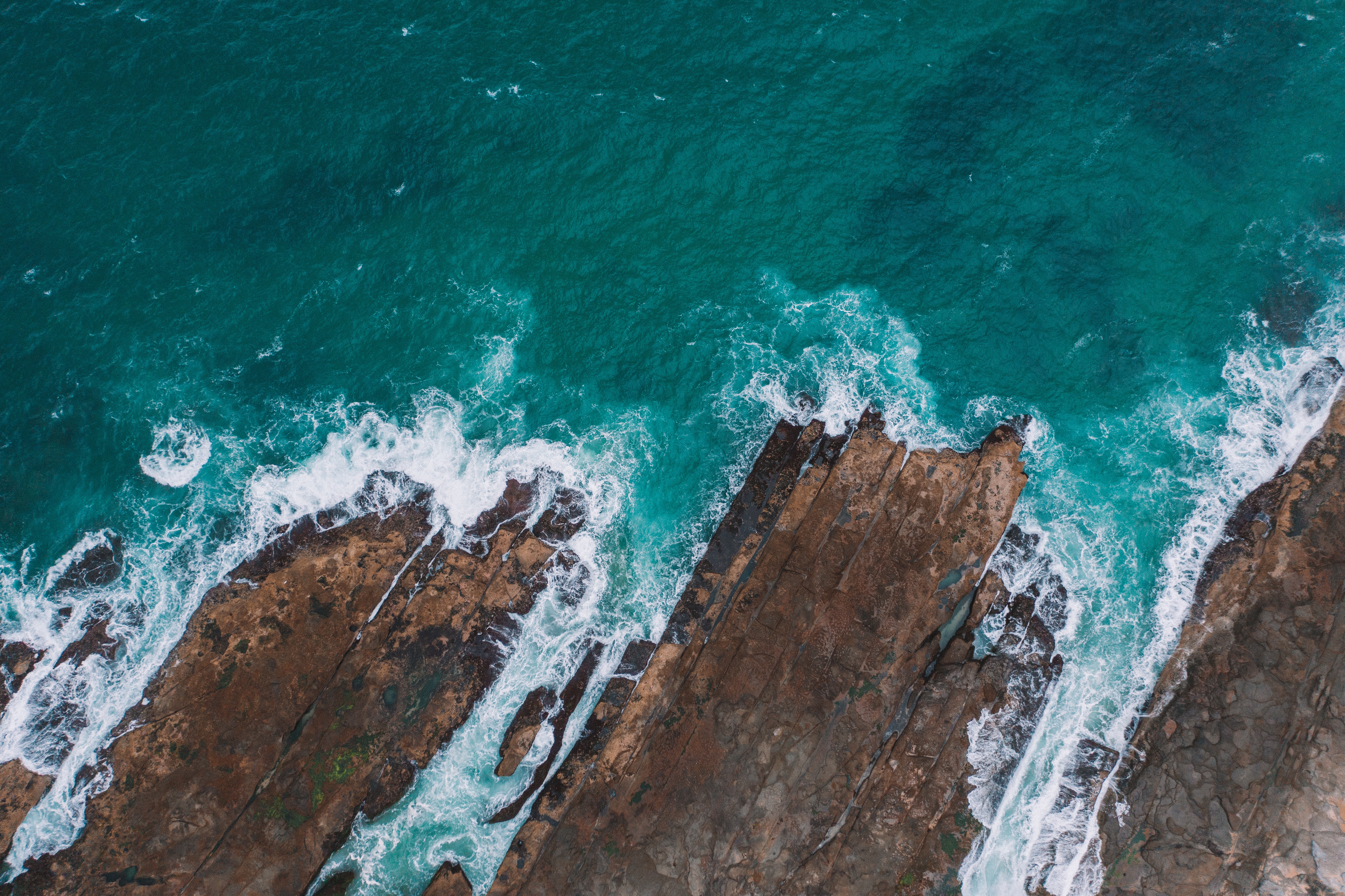 136835 download wallpaper view from above, nature, water, sea, rocks, shore, bank screensavers and pictures for free