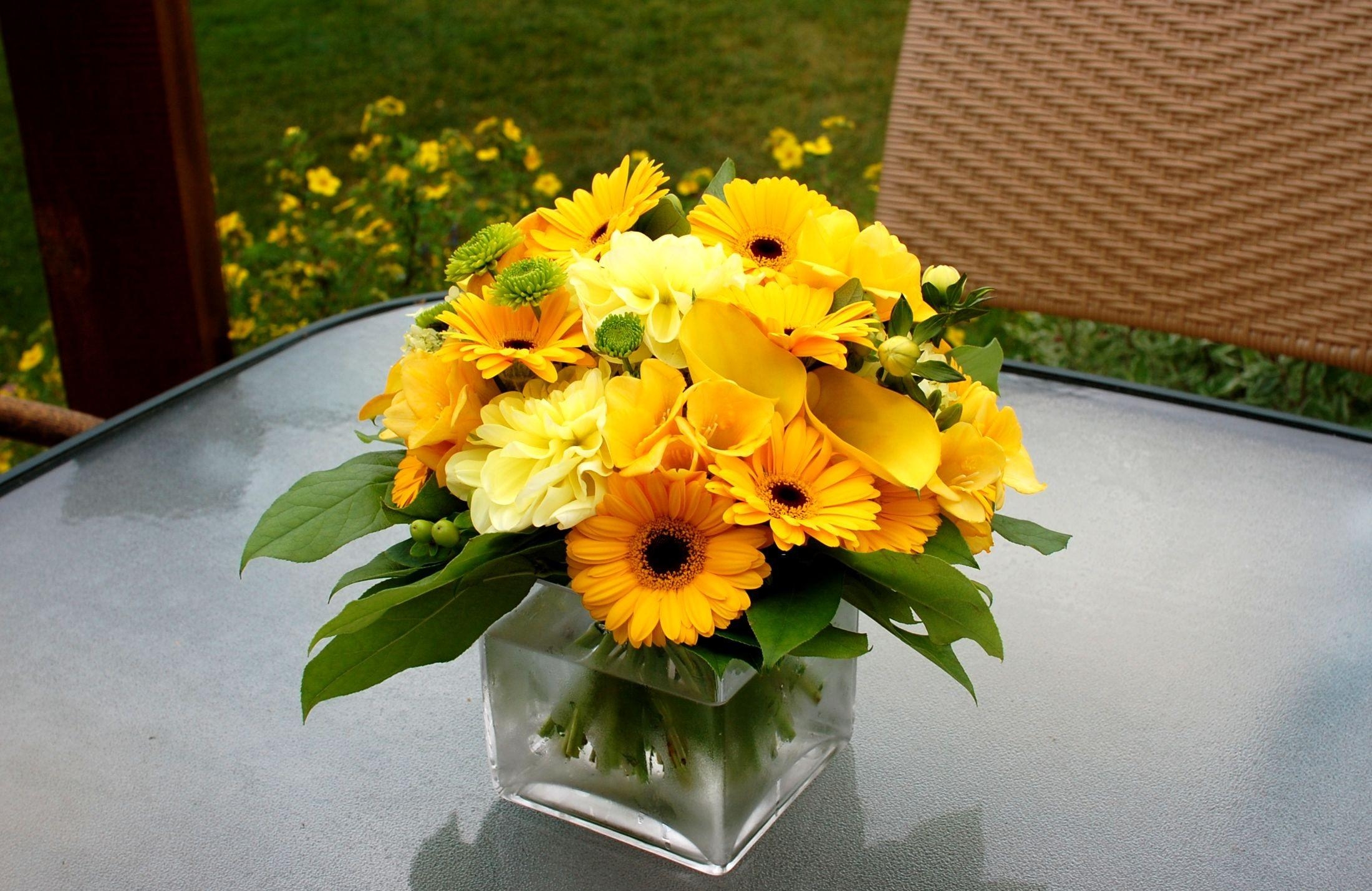 calla, flowers, gerberas, yellow, bouquet, composition, callas