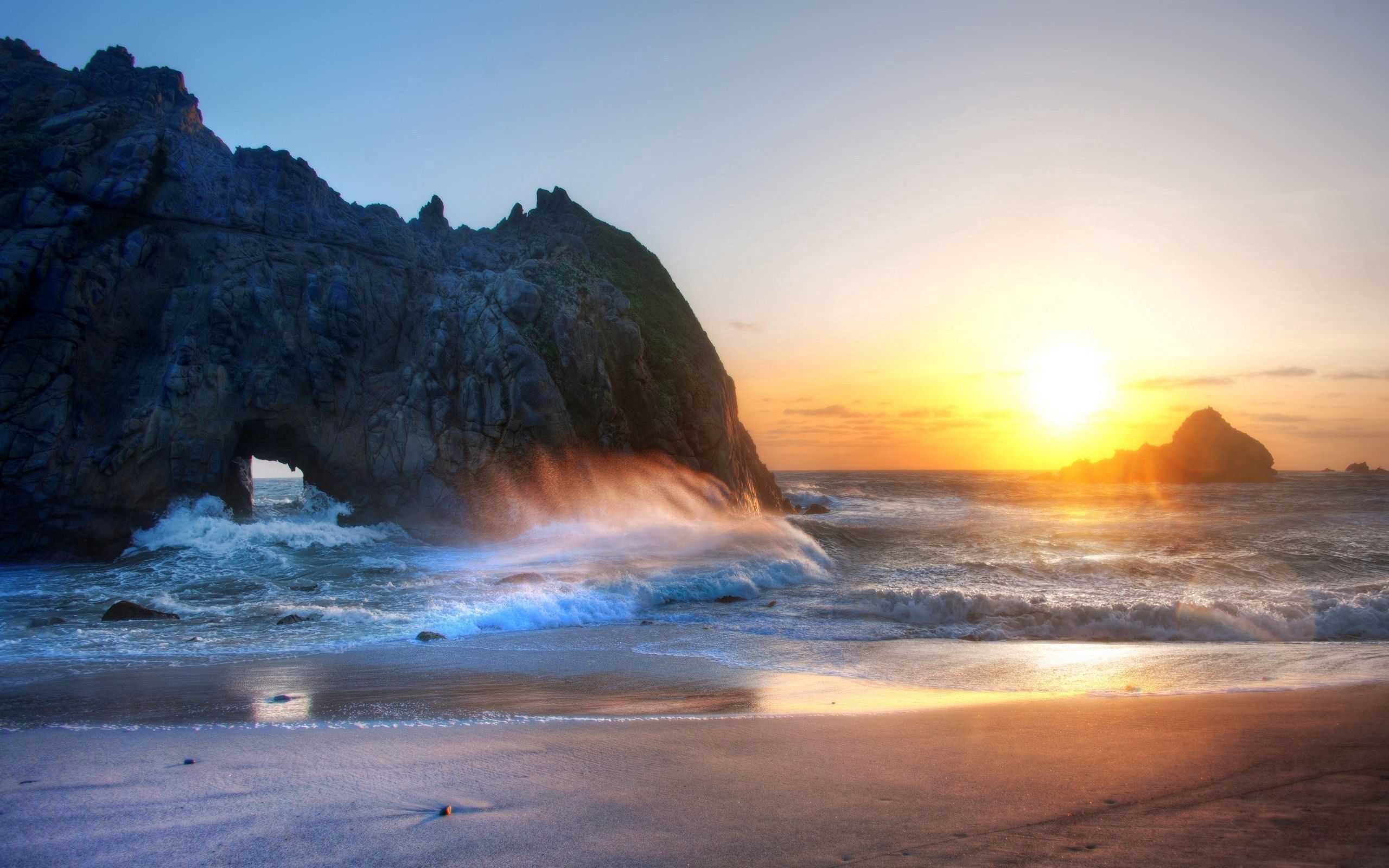 nature, sunset, sun, waves, beach, sand, rock, shore, bank, shine, light, spray, foam, arch, serenity