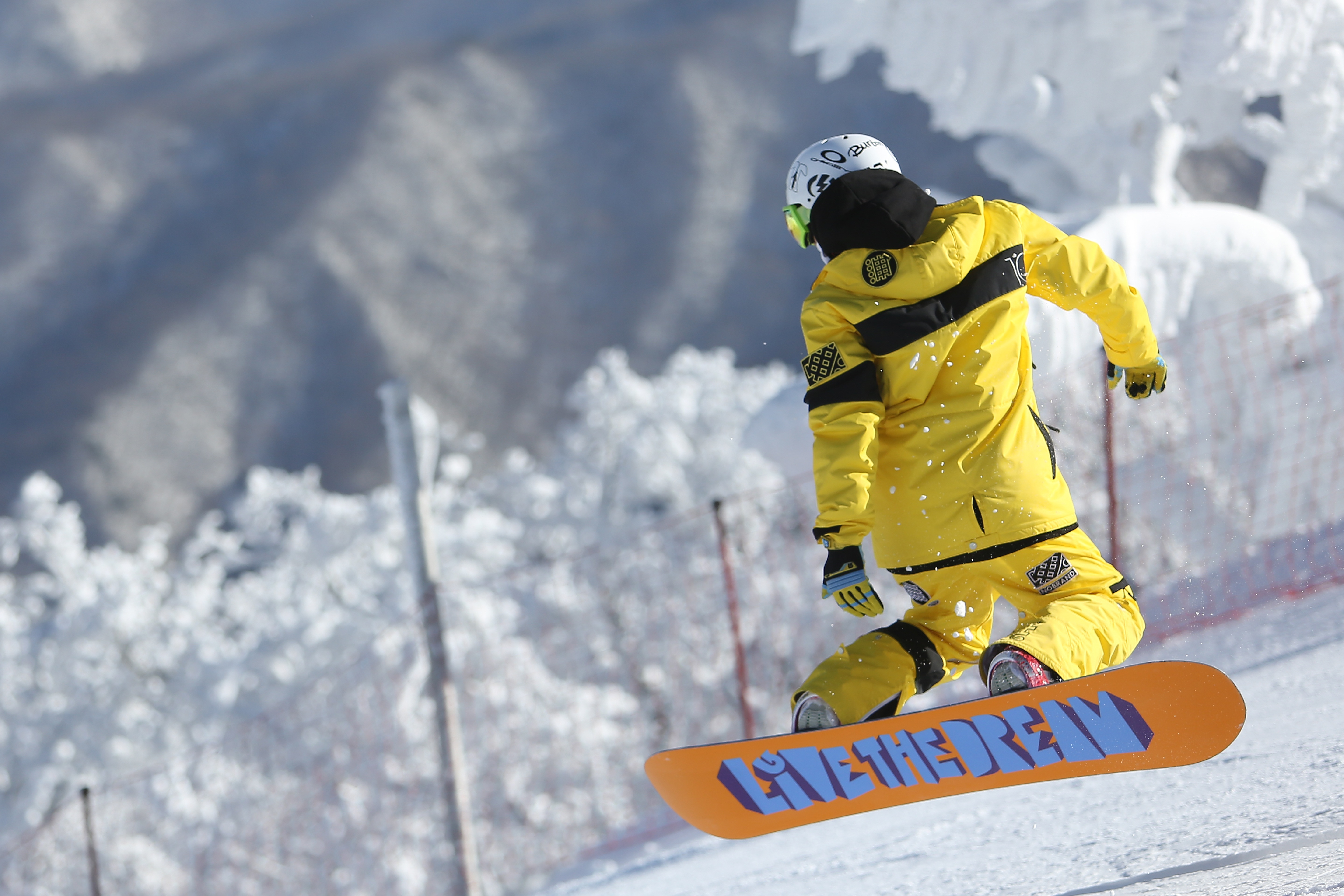 Handy-Wallpaper Sport, Schnee, Snowboard, Snowboarder, Trick kostenlos herunterladen.