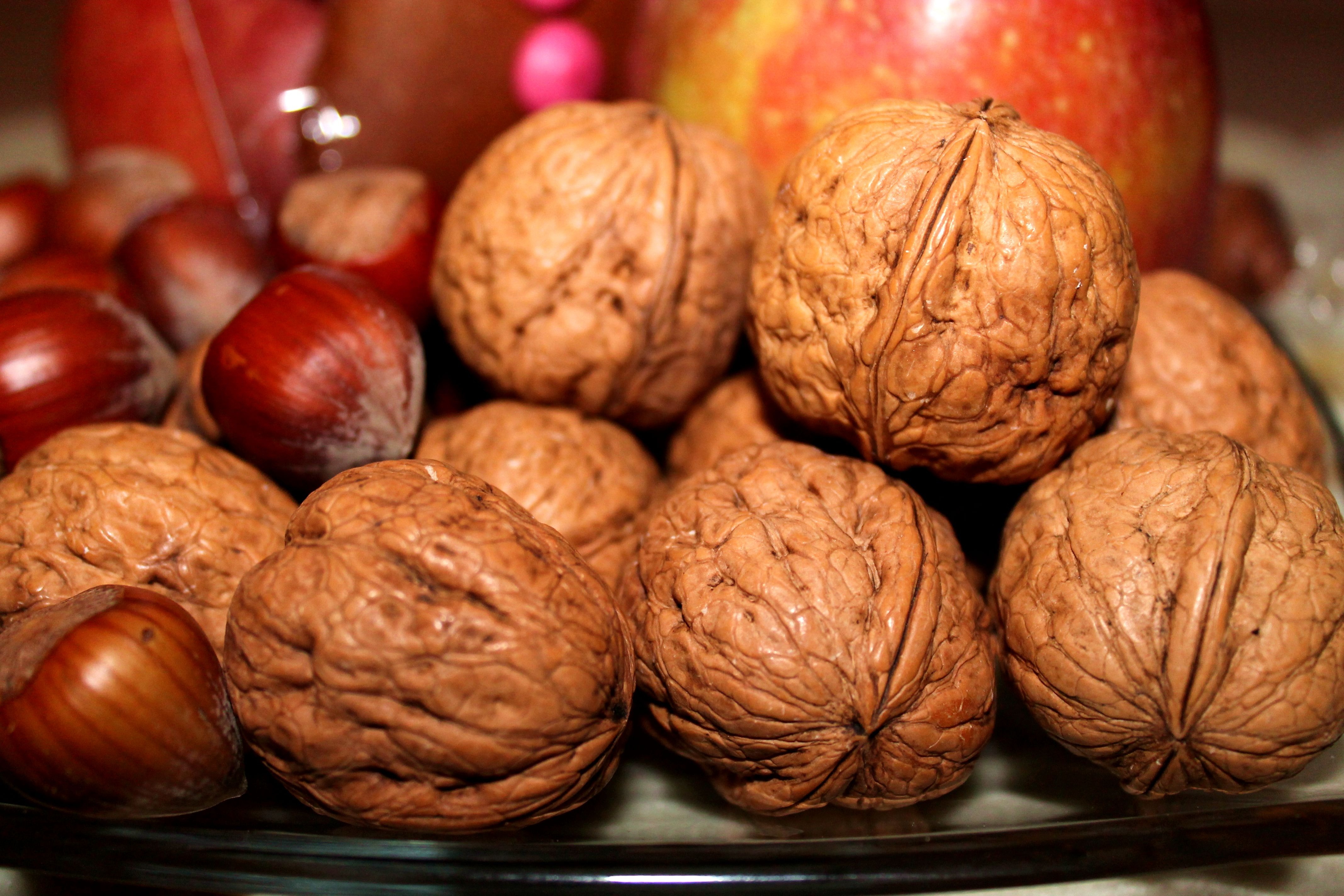 143153 download wallpaper food, apples, walnuts, hazelnut screensavers and pictures for free