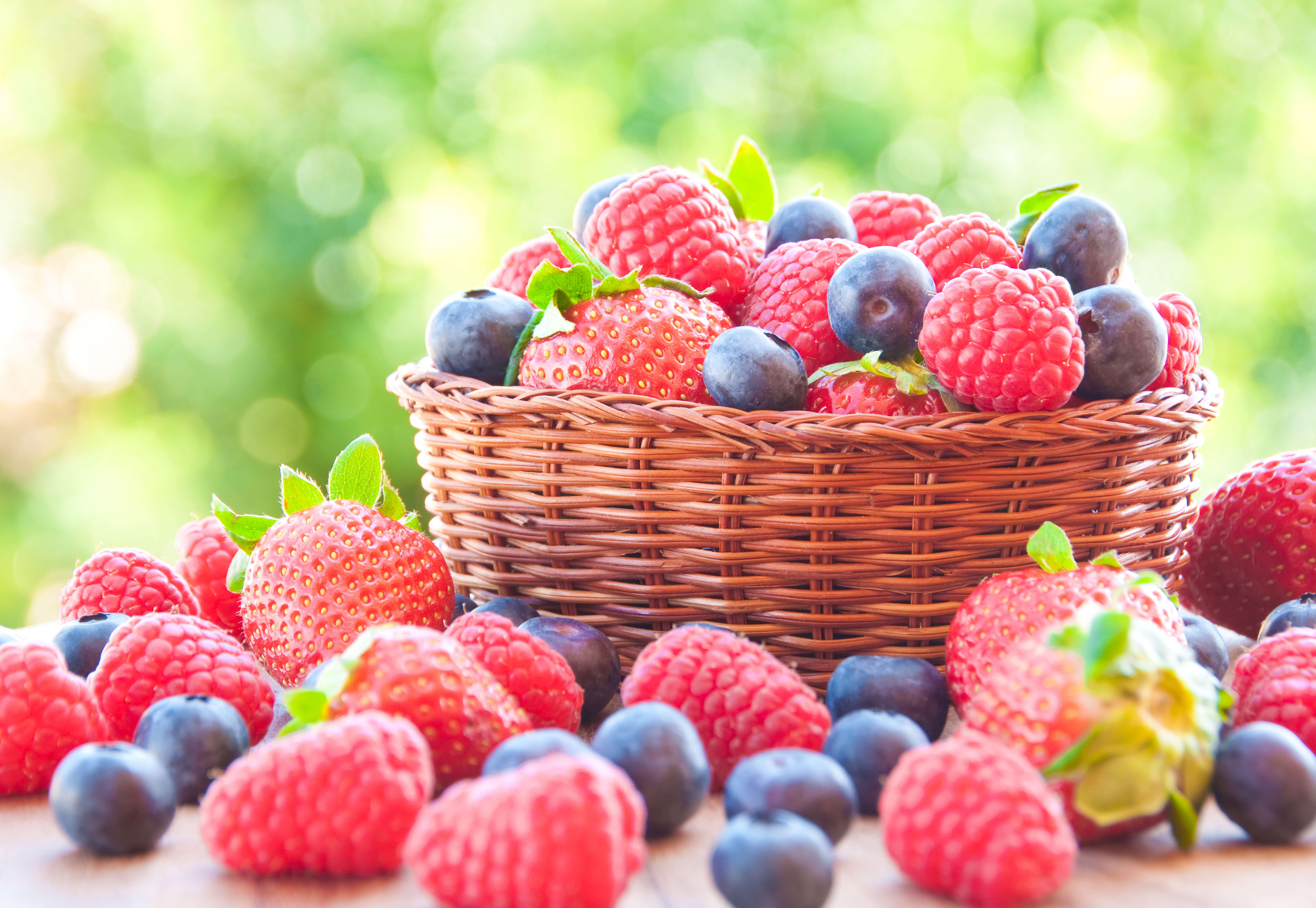 Desktop Backgrounds Basket raspberry, berry, strawberry, blueberry
