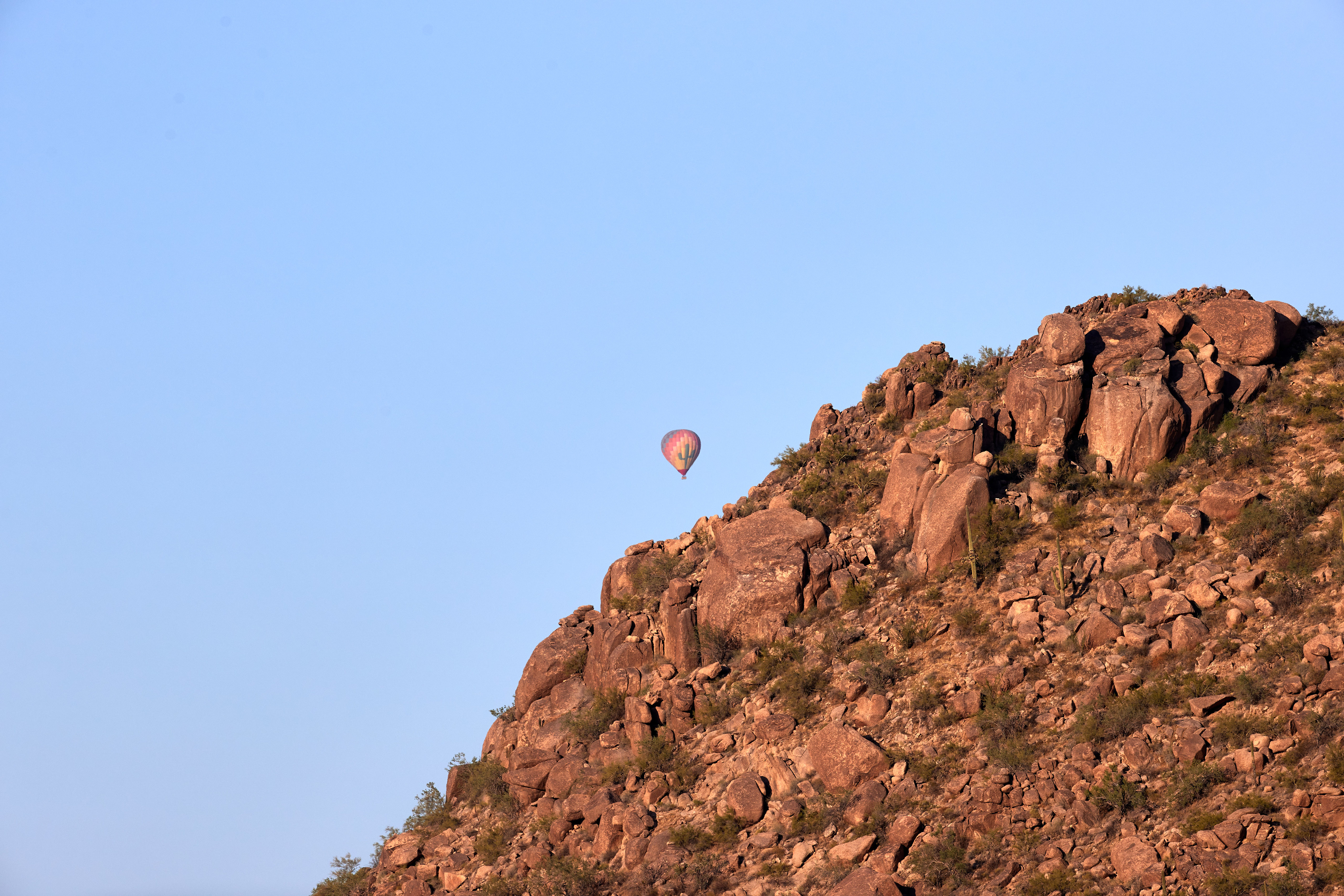 Laden Sie das Natur, Sky, Mountains, Felsen, Die Steine, Luftballon, Ballon-Bild kostenlos auf Ihren PC-Desktop herunter