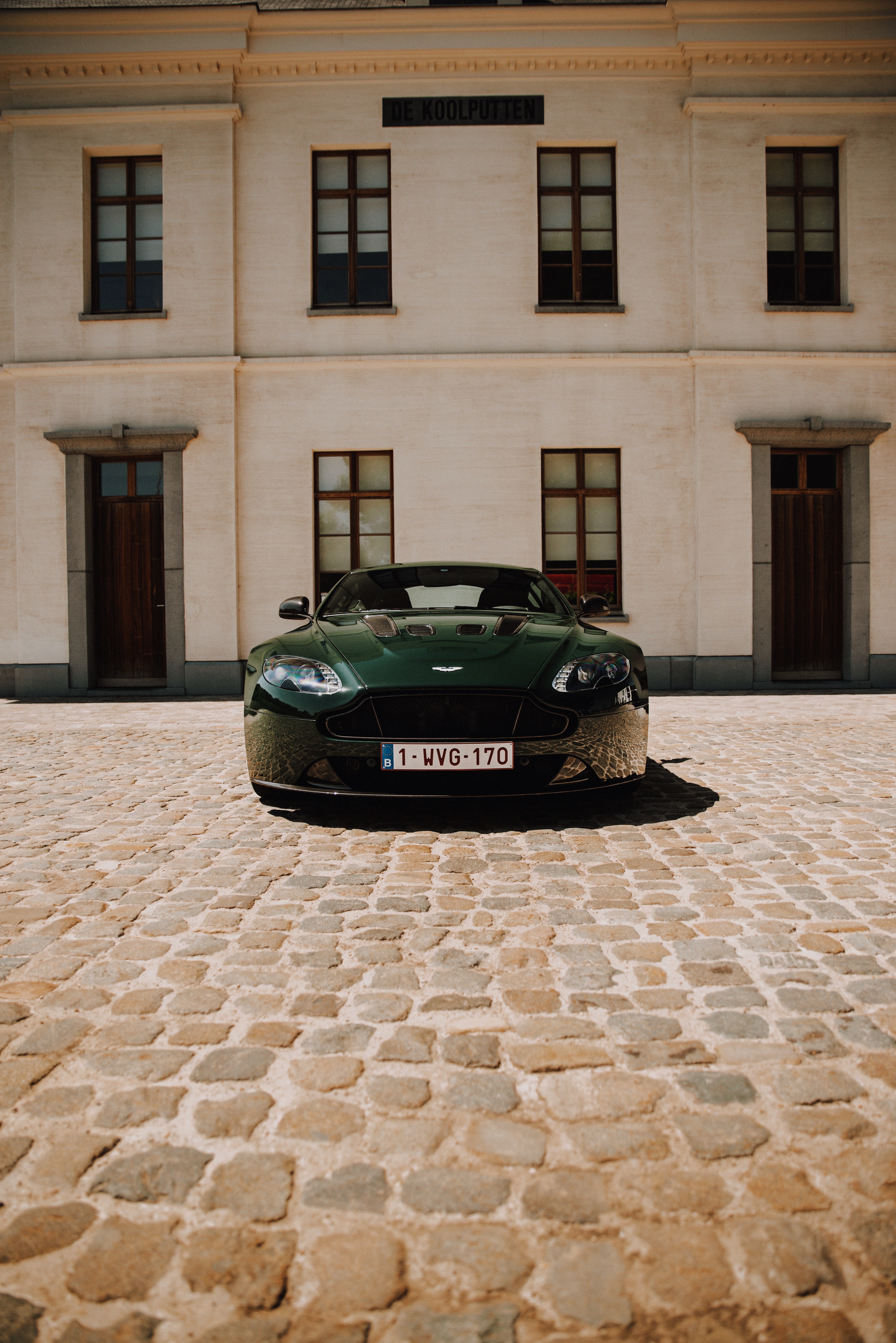  Aston Martin HD Android Wallpapers